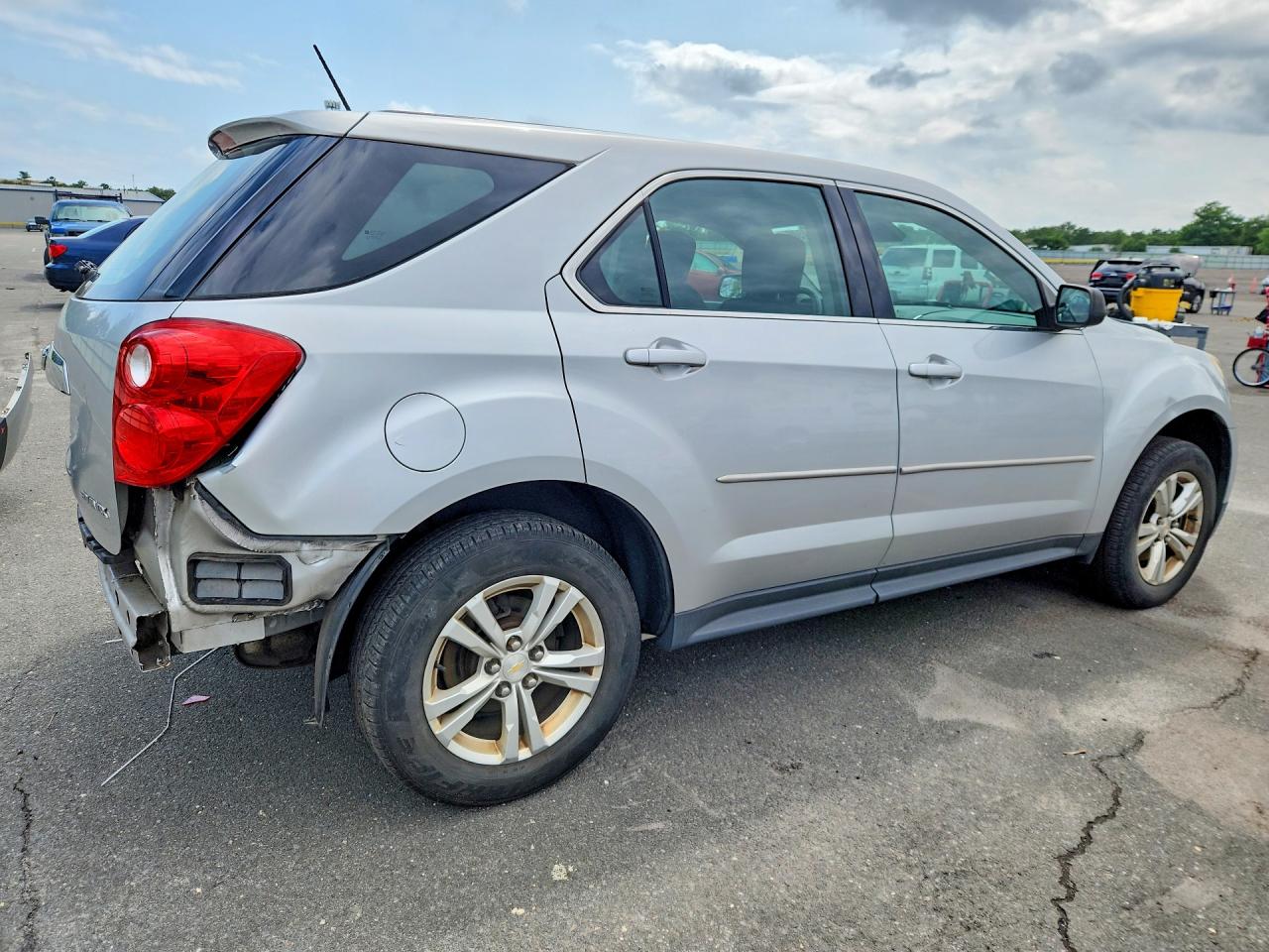 2015 Chevrolet Equinox Ls Silver vin: 2GNALAEK6F1107280