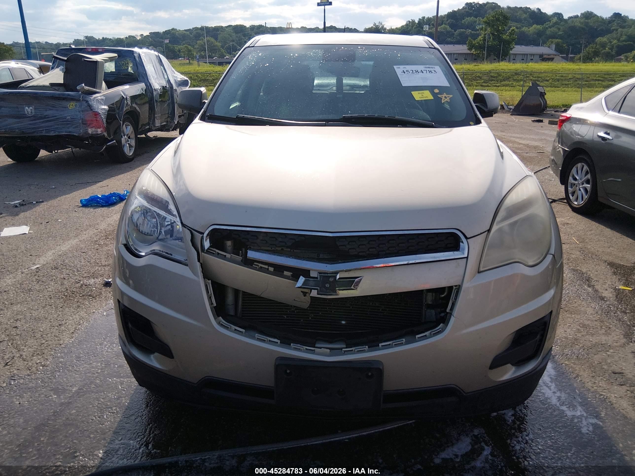 2014 Chevrolet Equinox Ls Silver vin: 2GNALAEK8E6231732