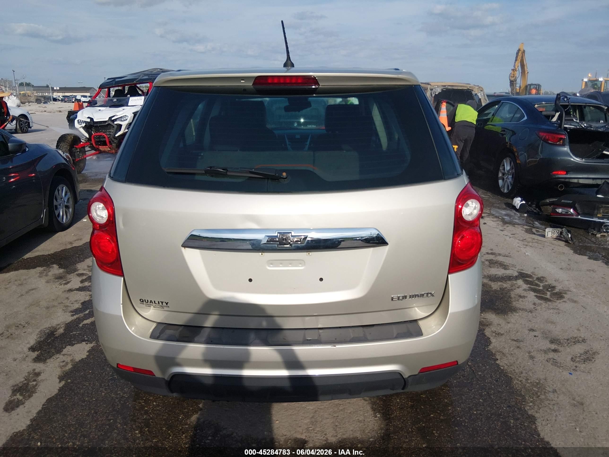 2014 Chevrolet Equinox Ls Silver vin: 2GNALAEK8E6231732