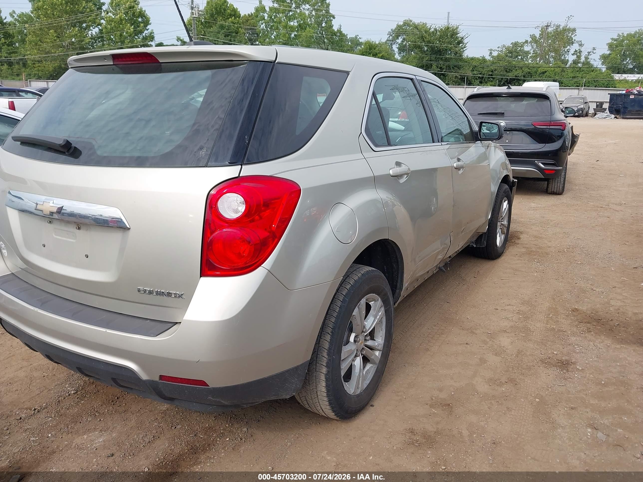 2015 Chevrolet Equinox Ls Cream vin: 2GNALAEK8F1164581