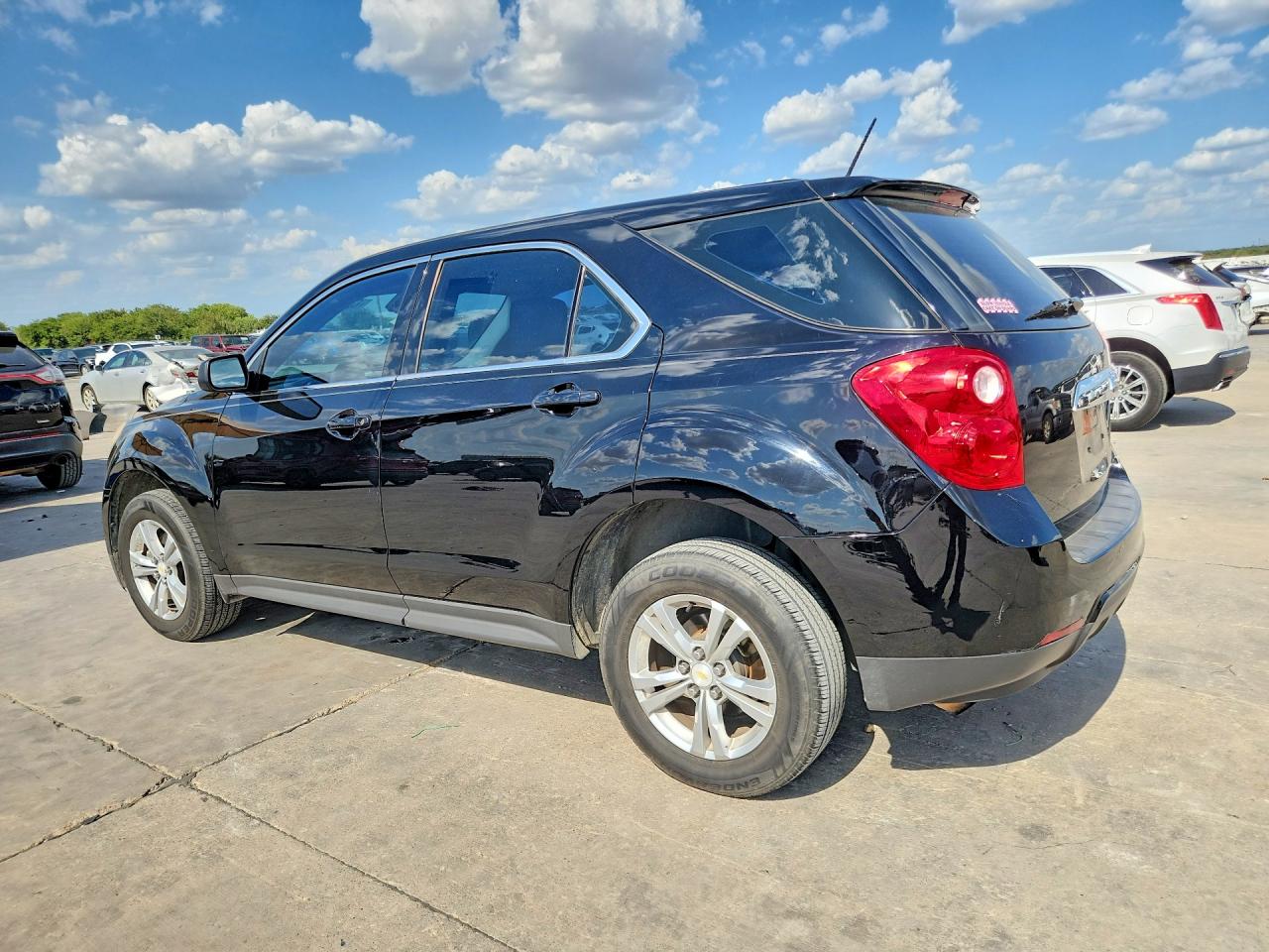 2015 Chevrolet Equinox Ls Черный vin: 2GNALAEK8F6429342