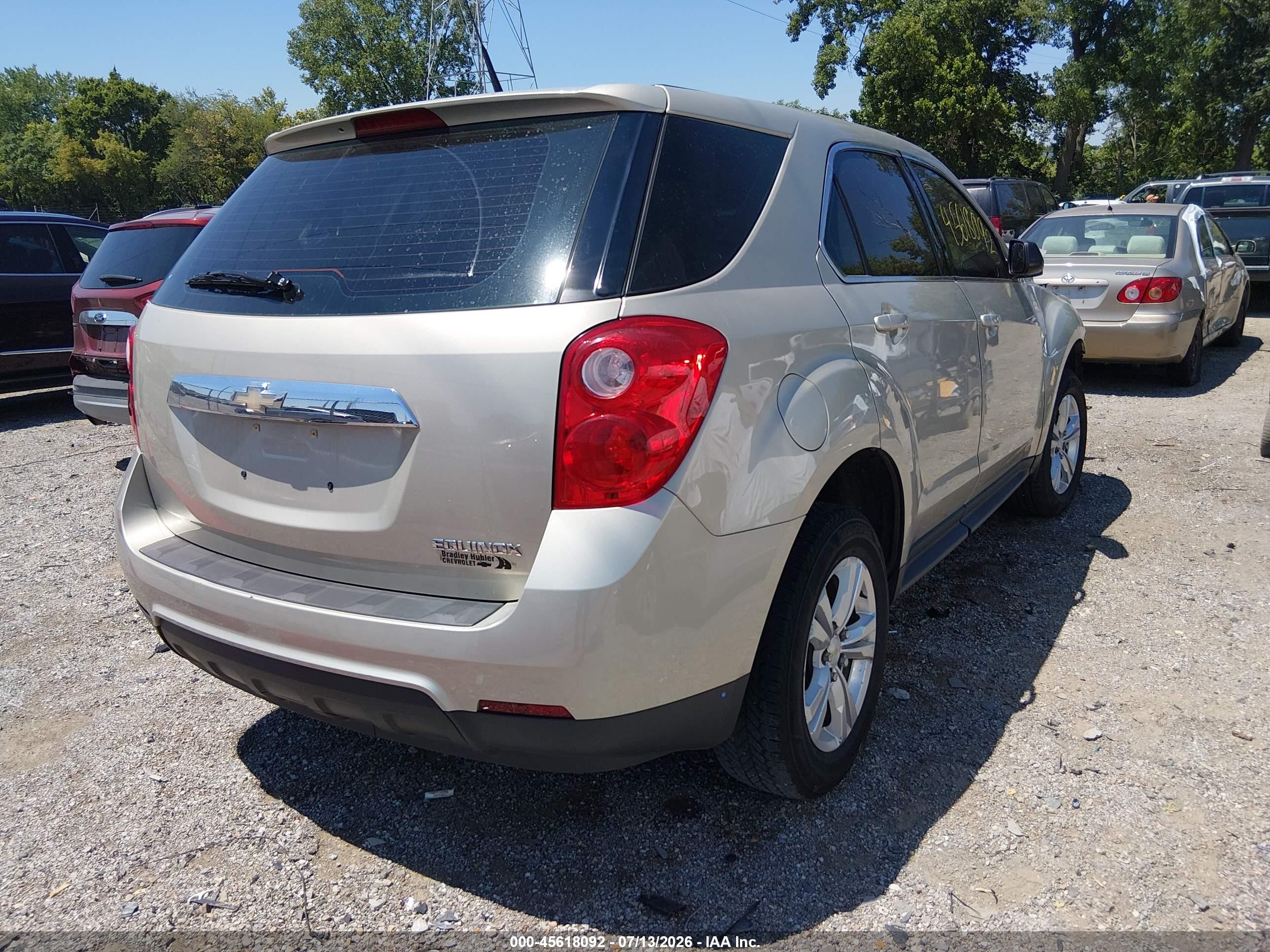 2014 Chevrolet Equinox Ls Gold vin: 2GNALAEK9E1174082
