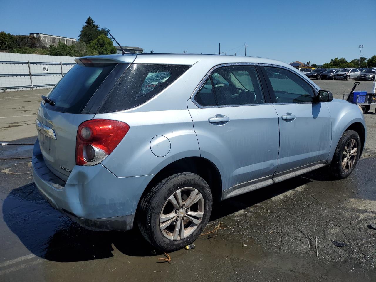 2014 Chevrolet Equinox Ls Blue vin: 2GNALAEK9E6190804 Damage: Right Rear Door, Dent(S) W/No Paint Dmg, 5 To 6 Inches