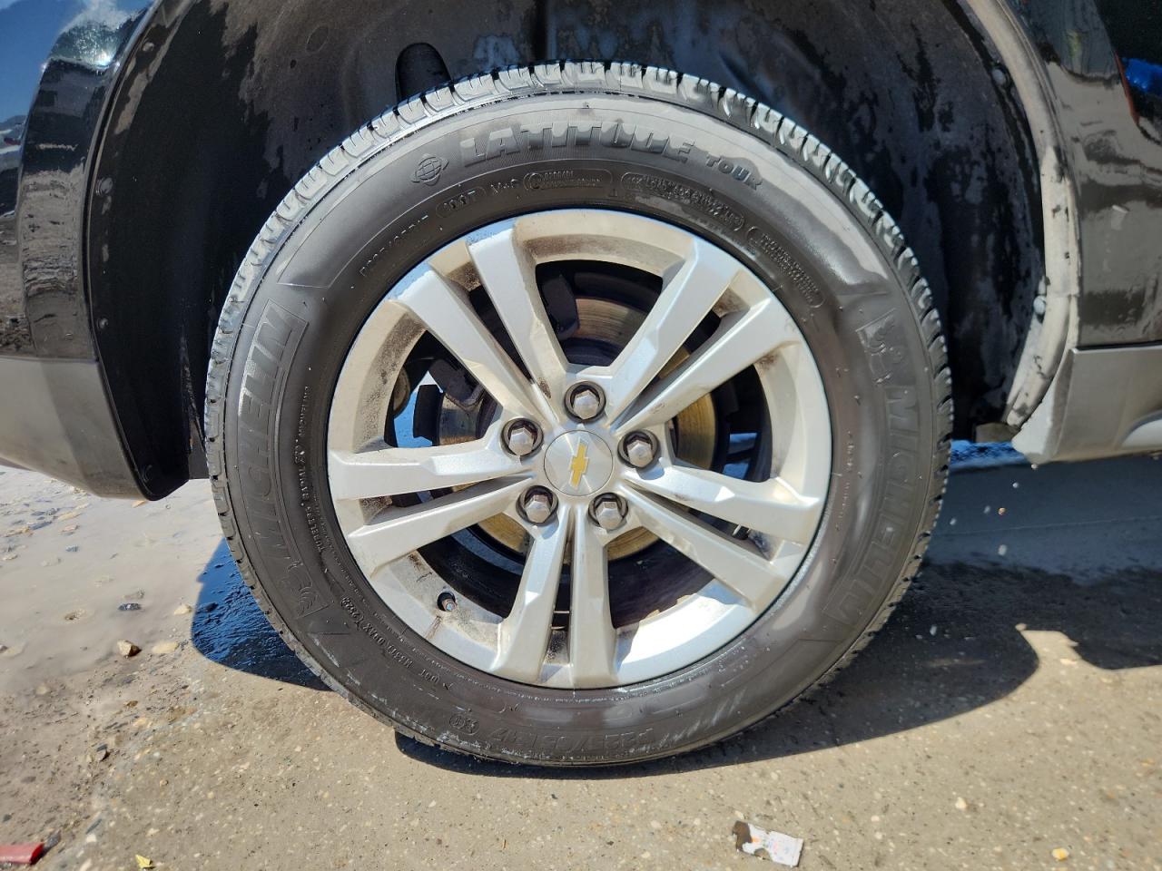 2015 Chevrolet Equinox Ls Black vin: 2GNALAEK9F6408788 Damage: Right Rear Wheel, Chipped, 3