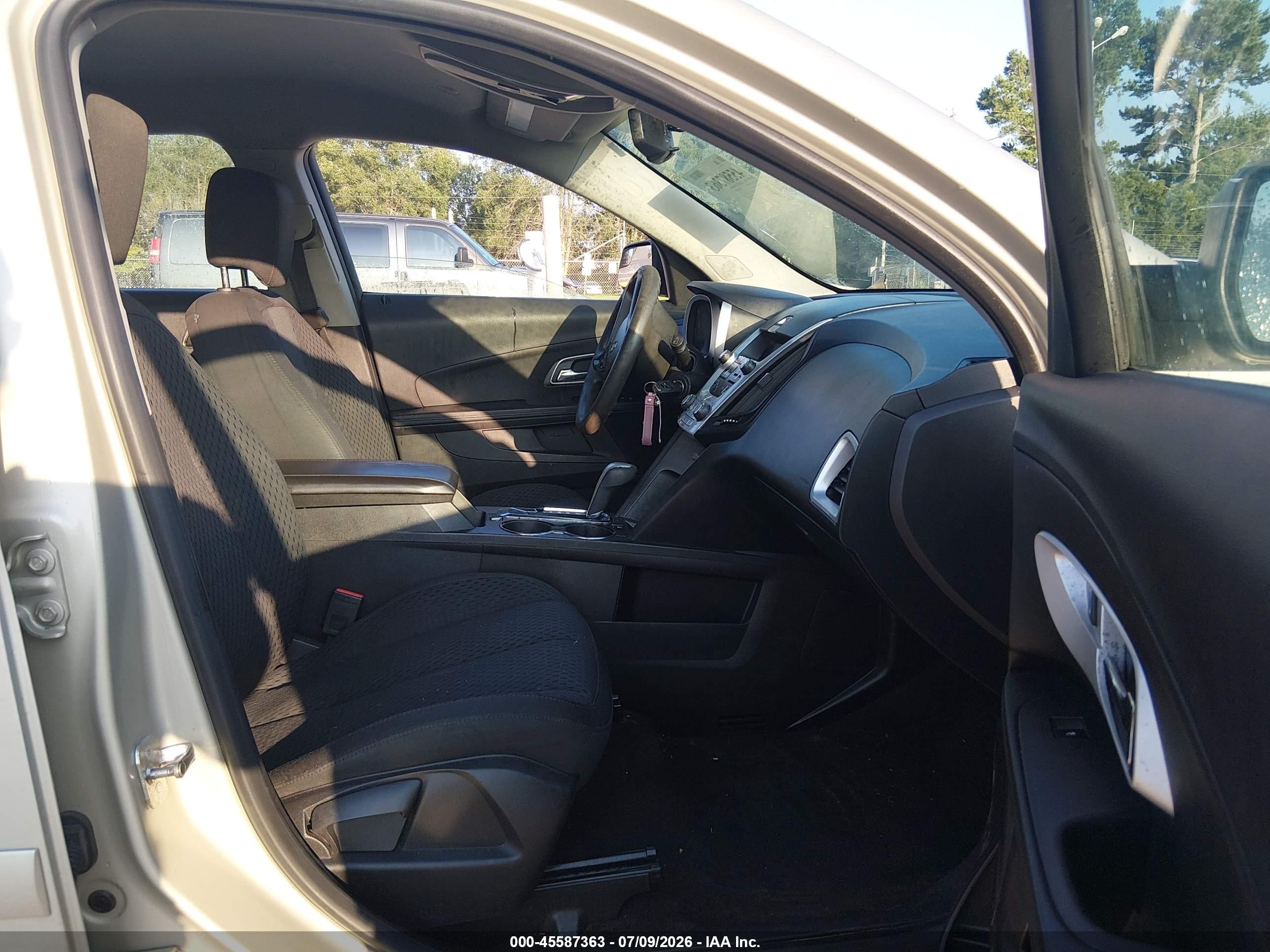 2014 Chevrolet Equinox Ls Silver vin: 2GNALAEKXE6352875