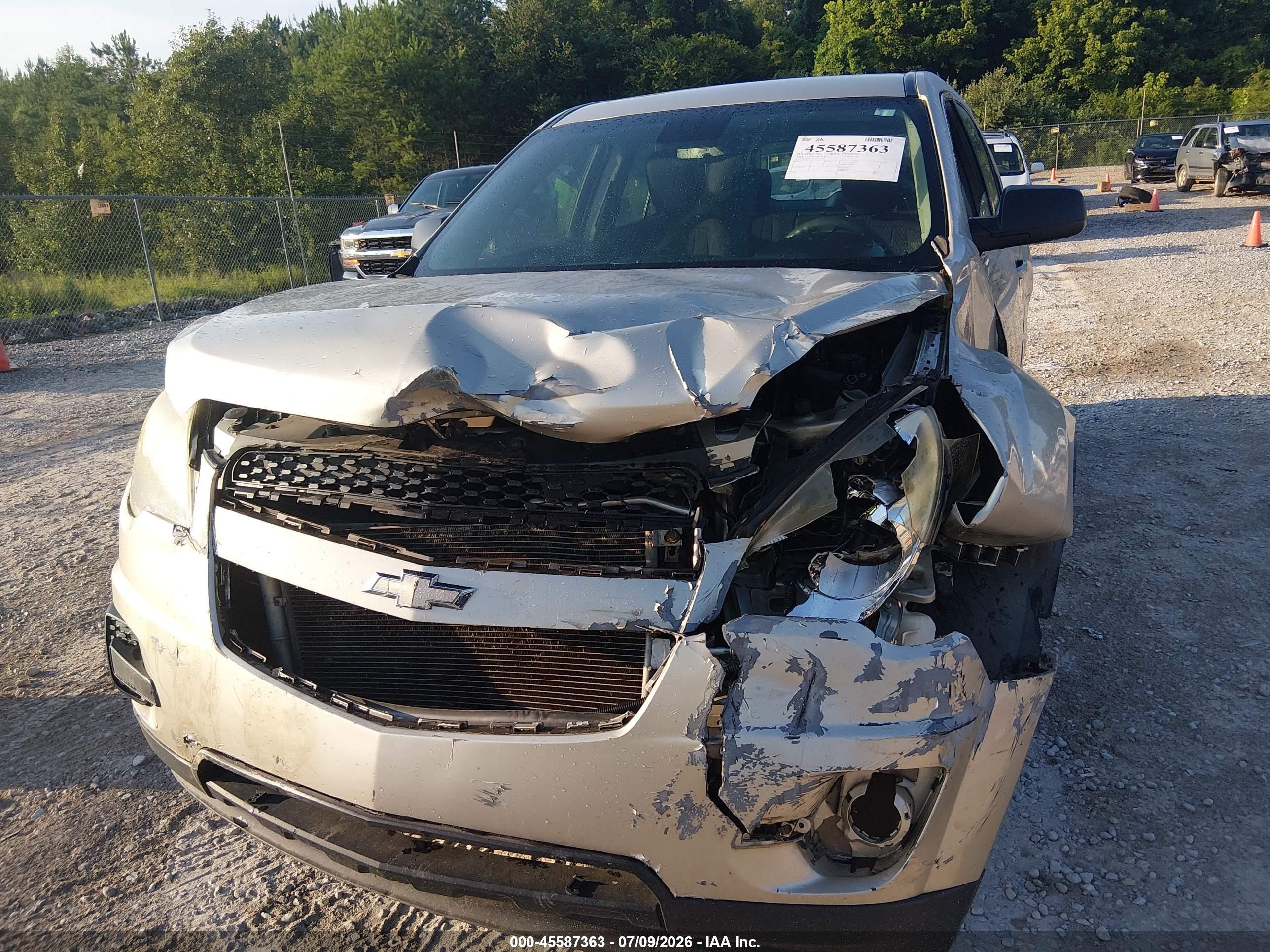 2014 Chevrolet Equinox Ls Silver vin: 2GNALAEKXE6352875