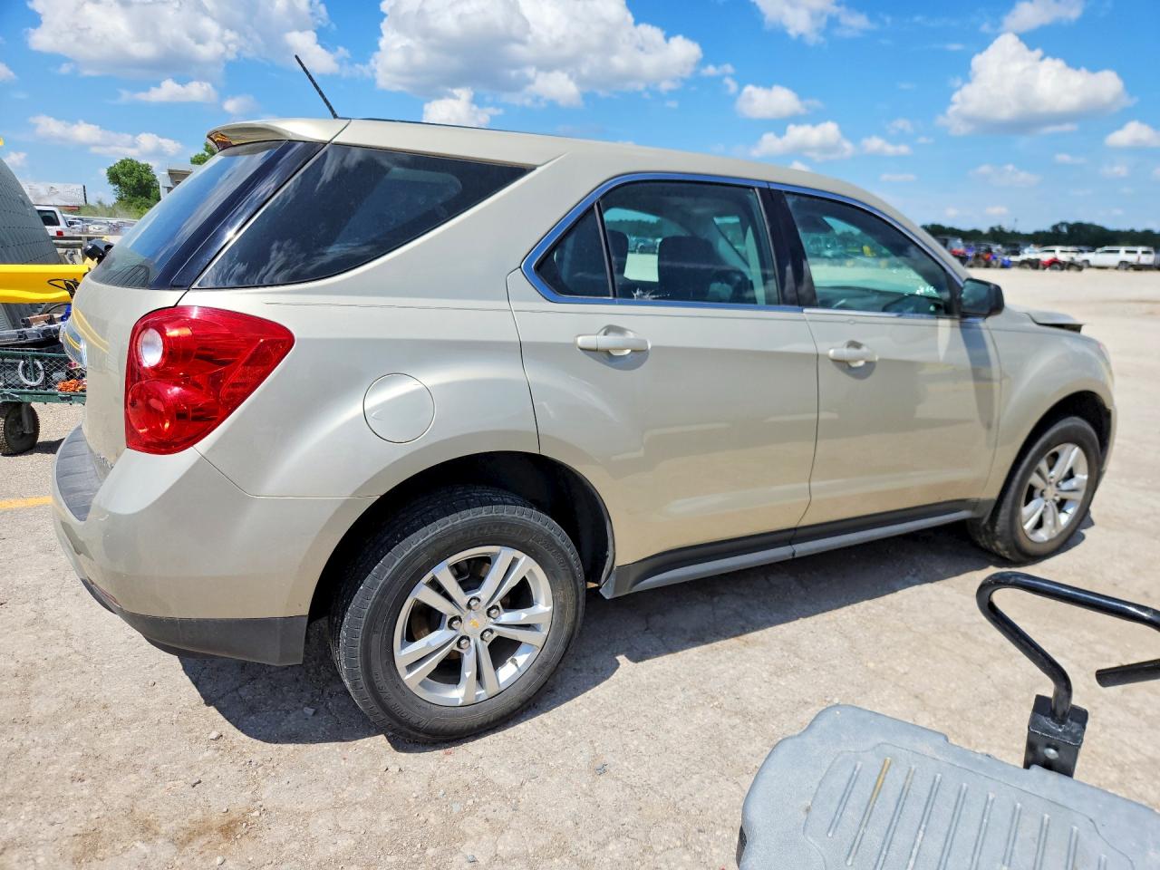 2015 Chevrolet Equinox Ls Tan vin: 2GNALAEKXF1101188