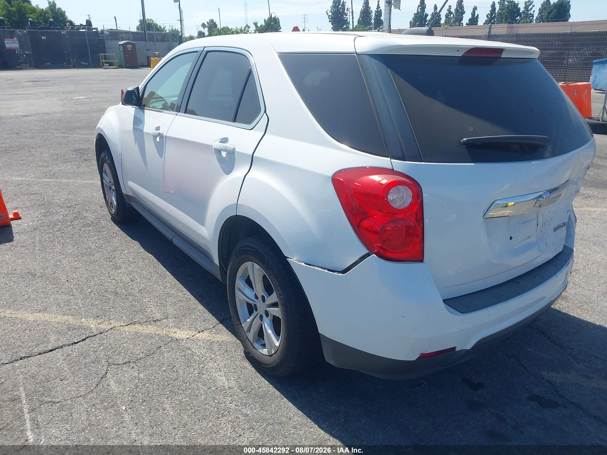 2015 Chevrolet Equinox Ls White vin: 2GNALAEKXF1107427