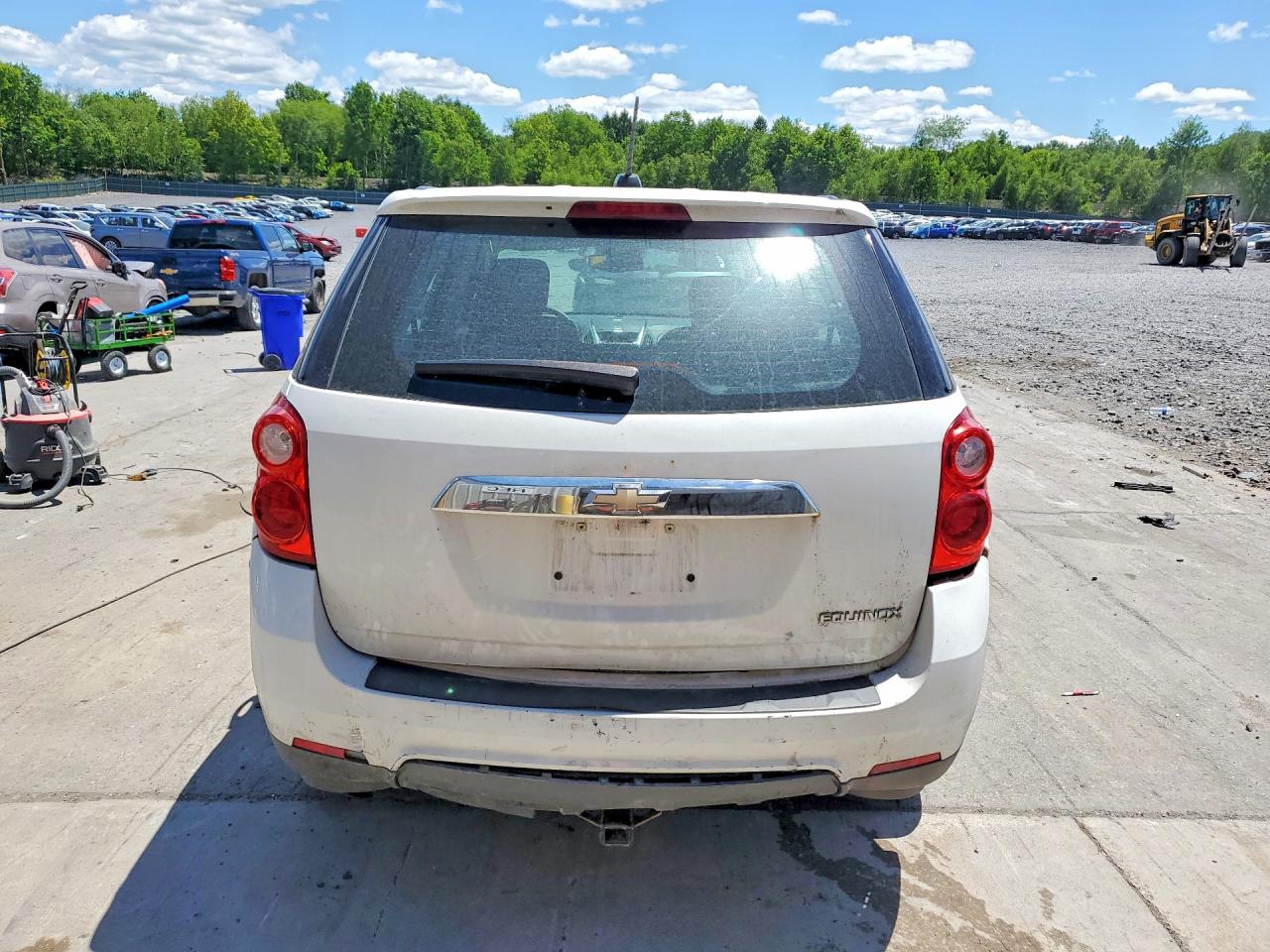 2015 Chevrolet Equinox Ls White vin: 2GNALAEKXF6438933