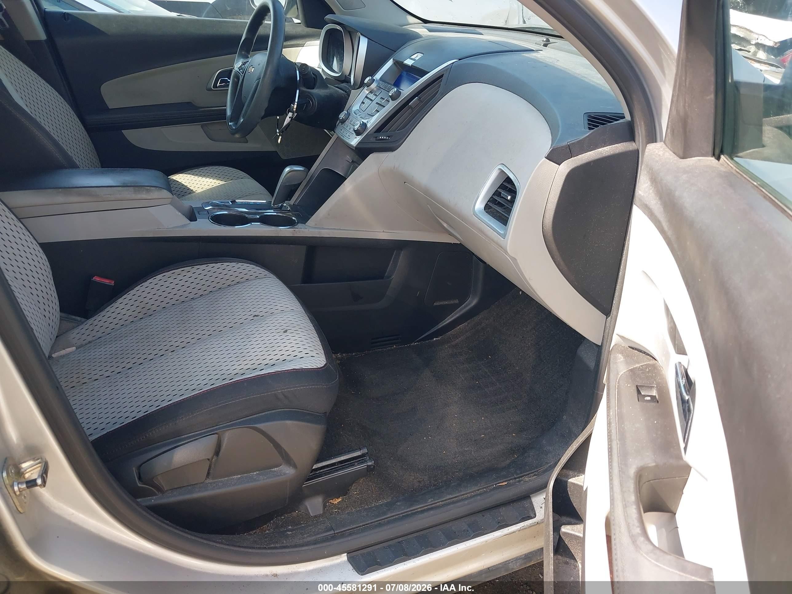 2011 Chevrolet Equinox Ls Серебряный vin: 2GNALBEC0B1297246