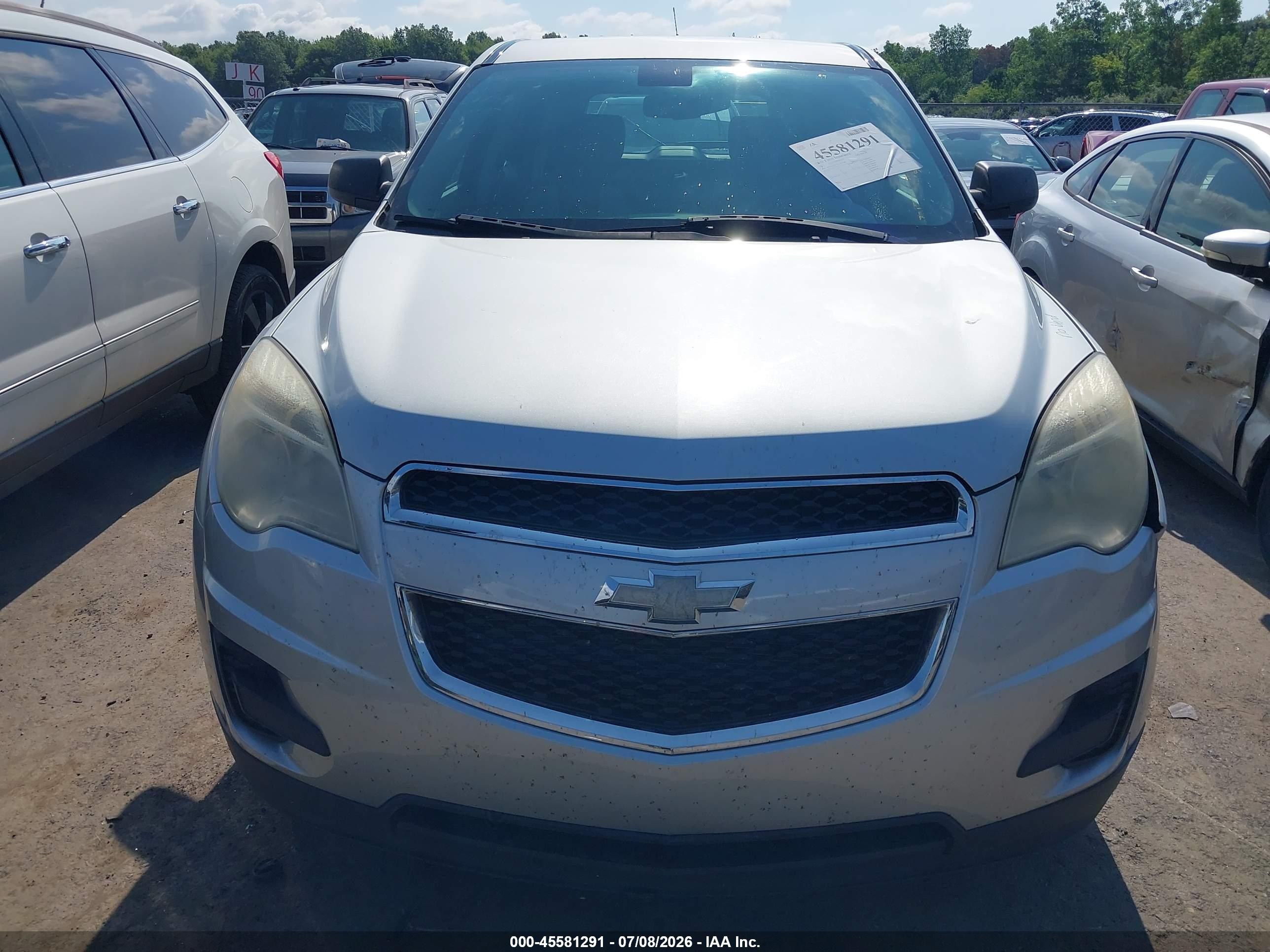 2011 Chevrolet Equinox Ls Серебряный vin: 2GNALBEC0B1297246
