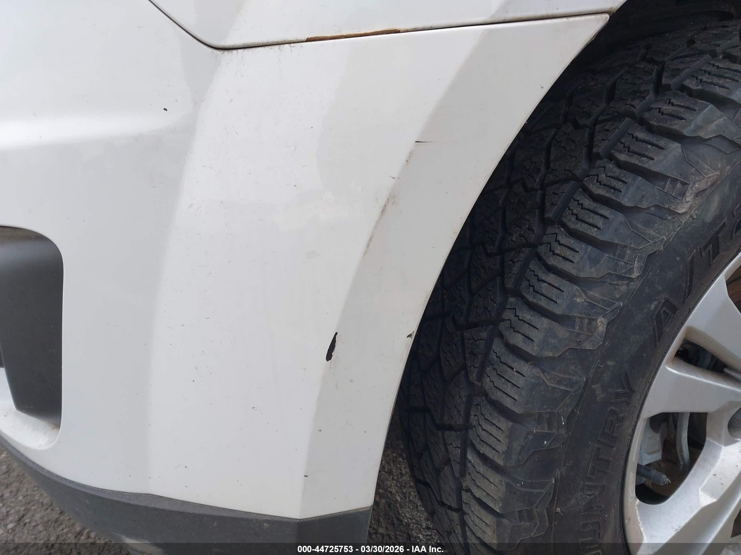 2011 Chevrolet Equinox Ls White vin: 2GNALBEC0B1319164