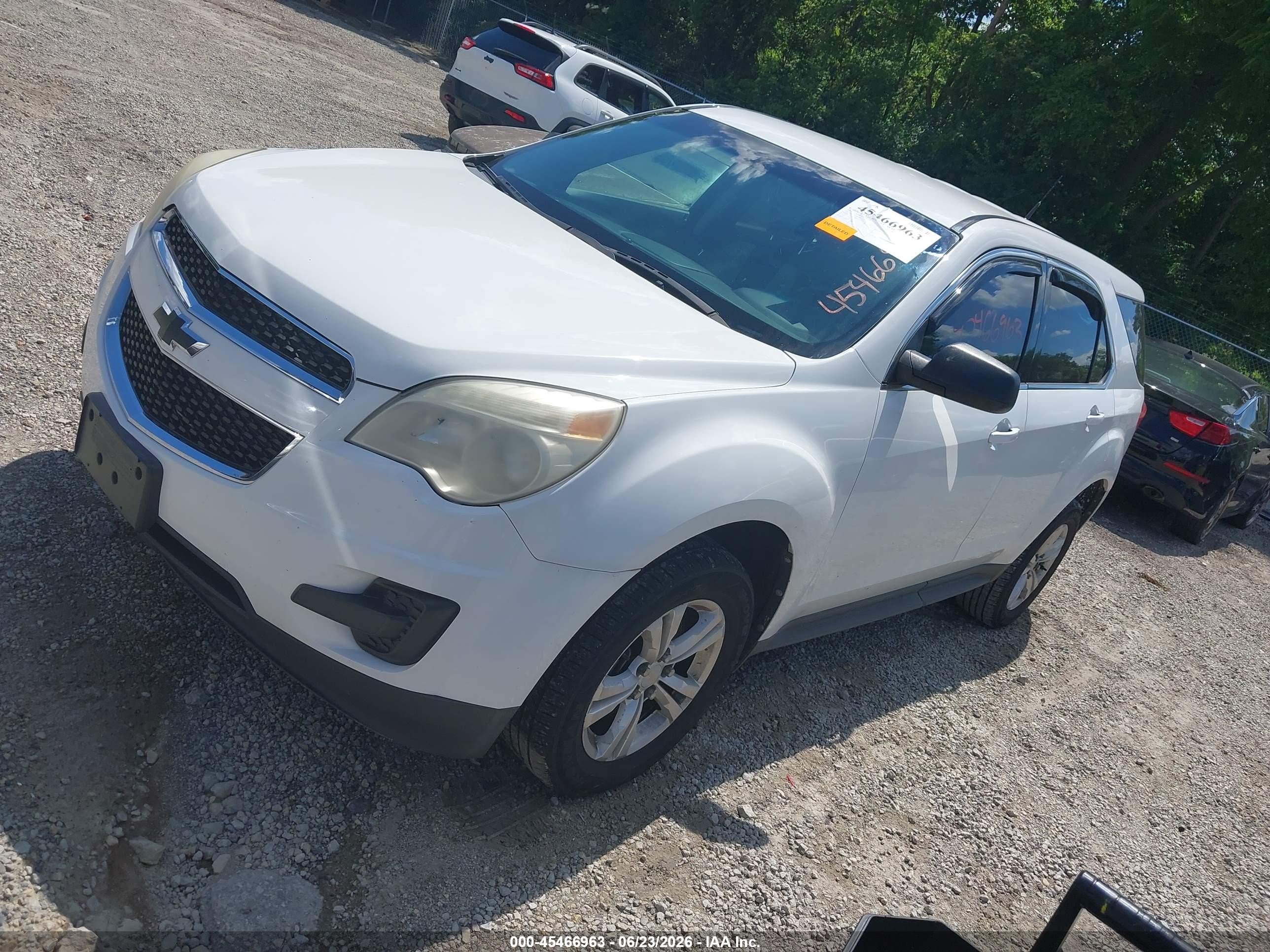 2011 Chevrolet Equinox Ls White vin: 2GNALBEC0B1333775