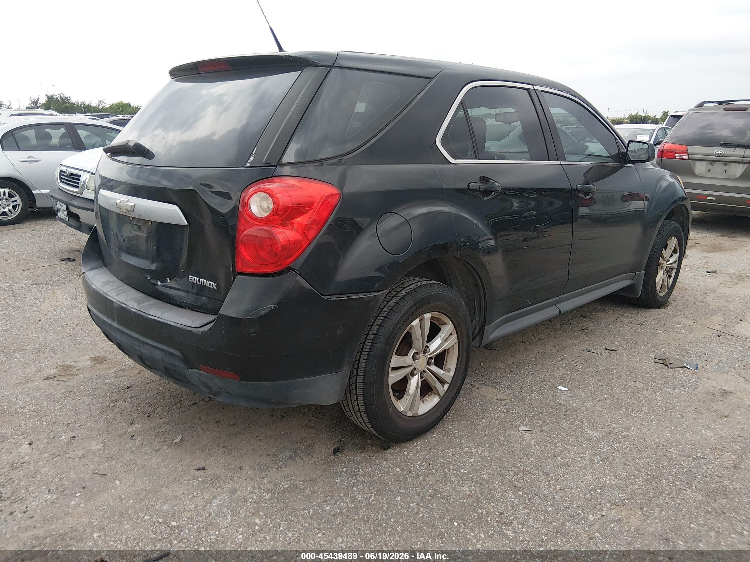 2011 Chevrolet Equinox Ls Black vin: 2GNALBEC4B1208990