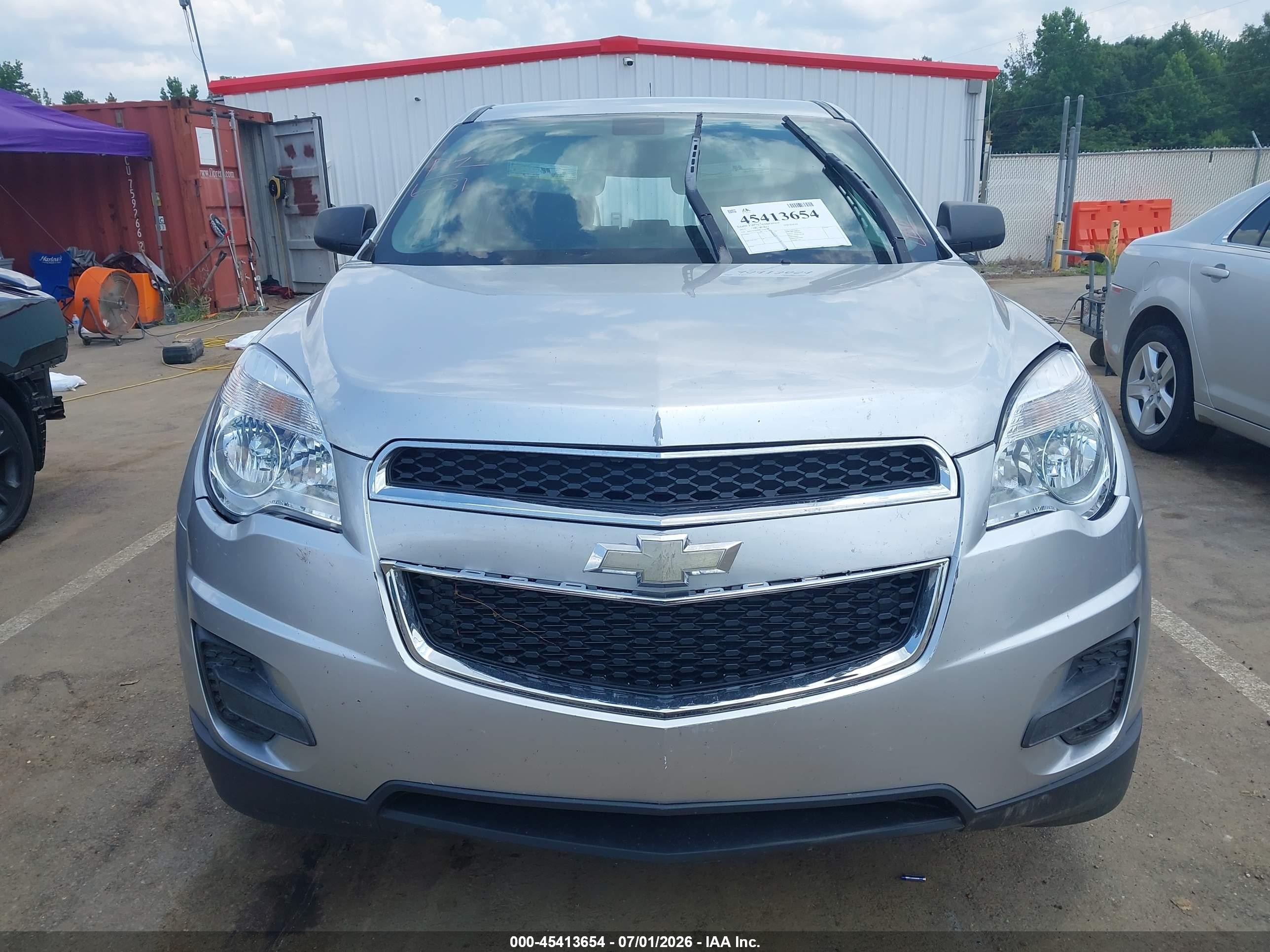 2011 Chevrolet Equinox Ls Серебряный vin: 2GNALBEC4B1296150