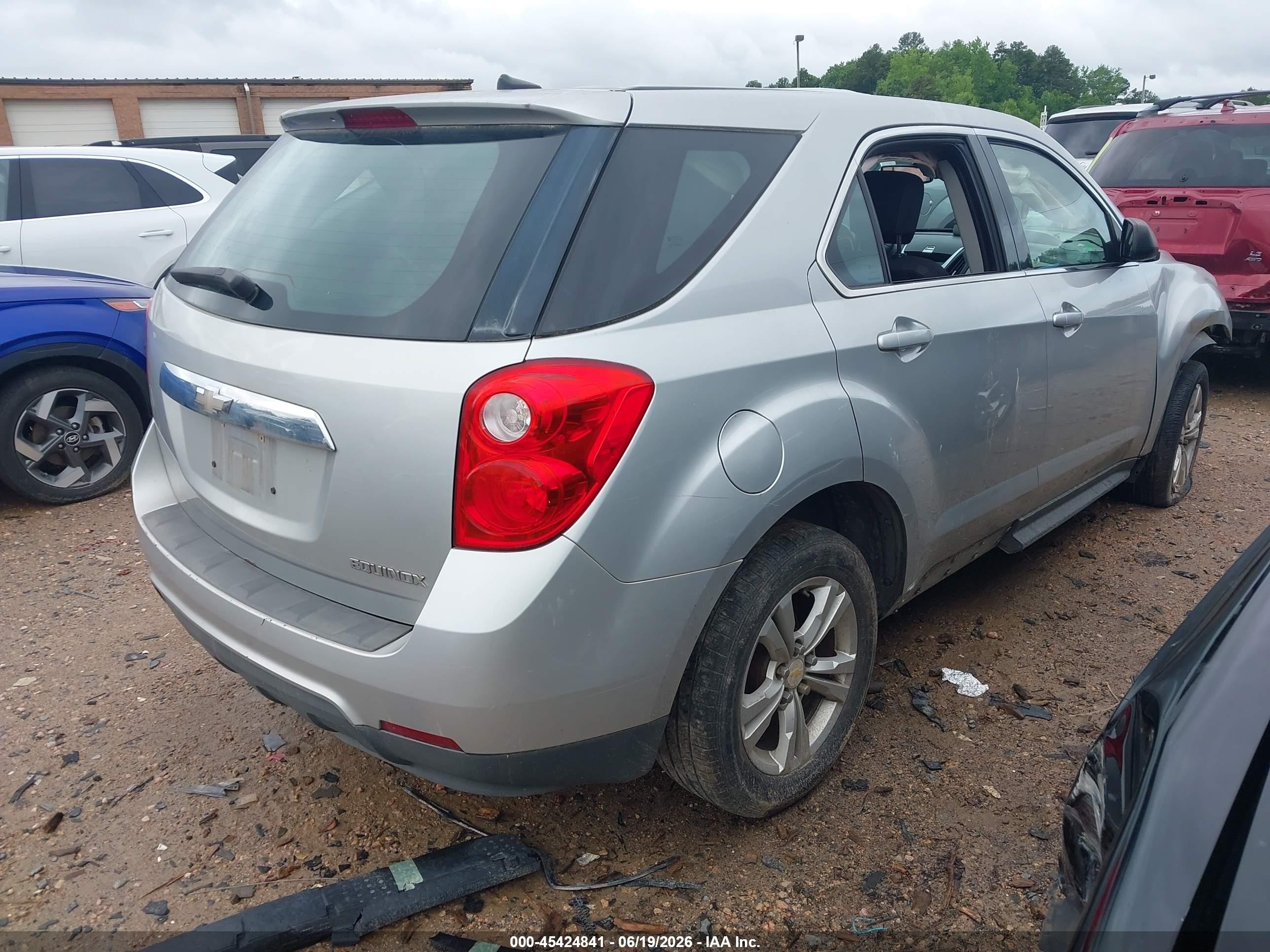 2011 Chevrolet Equinox Ls Silver vin: 2GNALBEC5B1336381