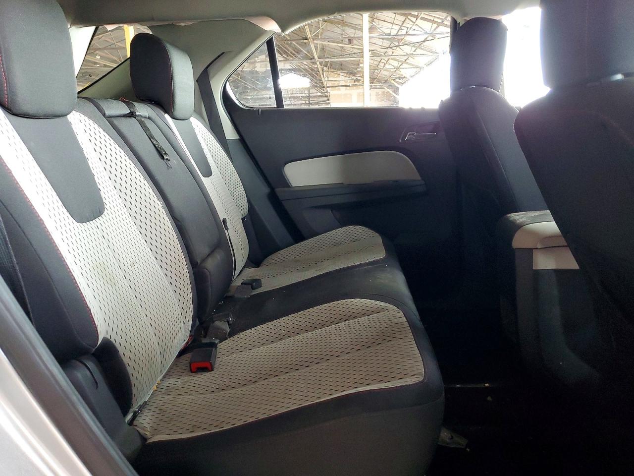 2011 Chevrolet Equinox Ls Silver vin: 2GNALBEC6B1166774