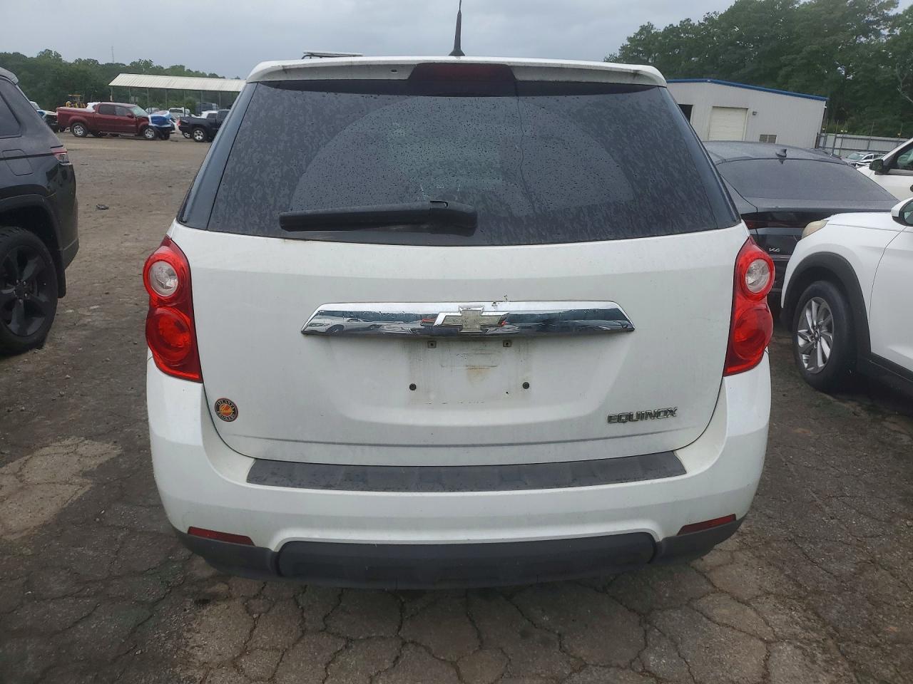 2011 Chevrolet Equinox Ls White vin: 2GNALBEC6B1188564