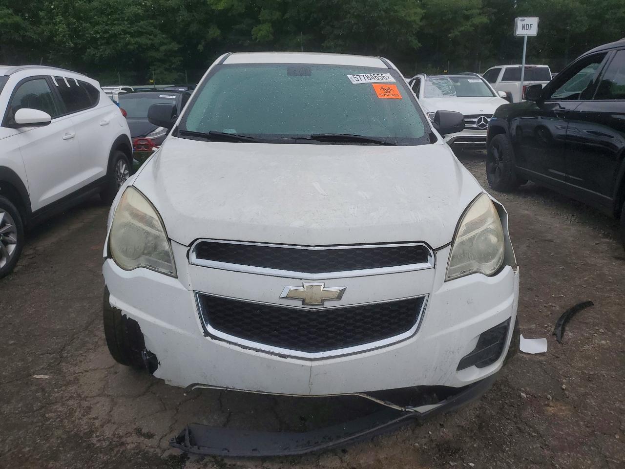 2011 Chevrolet Equinox Ls White vin: 2GNALBEC6B1188564