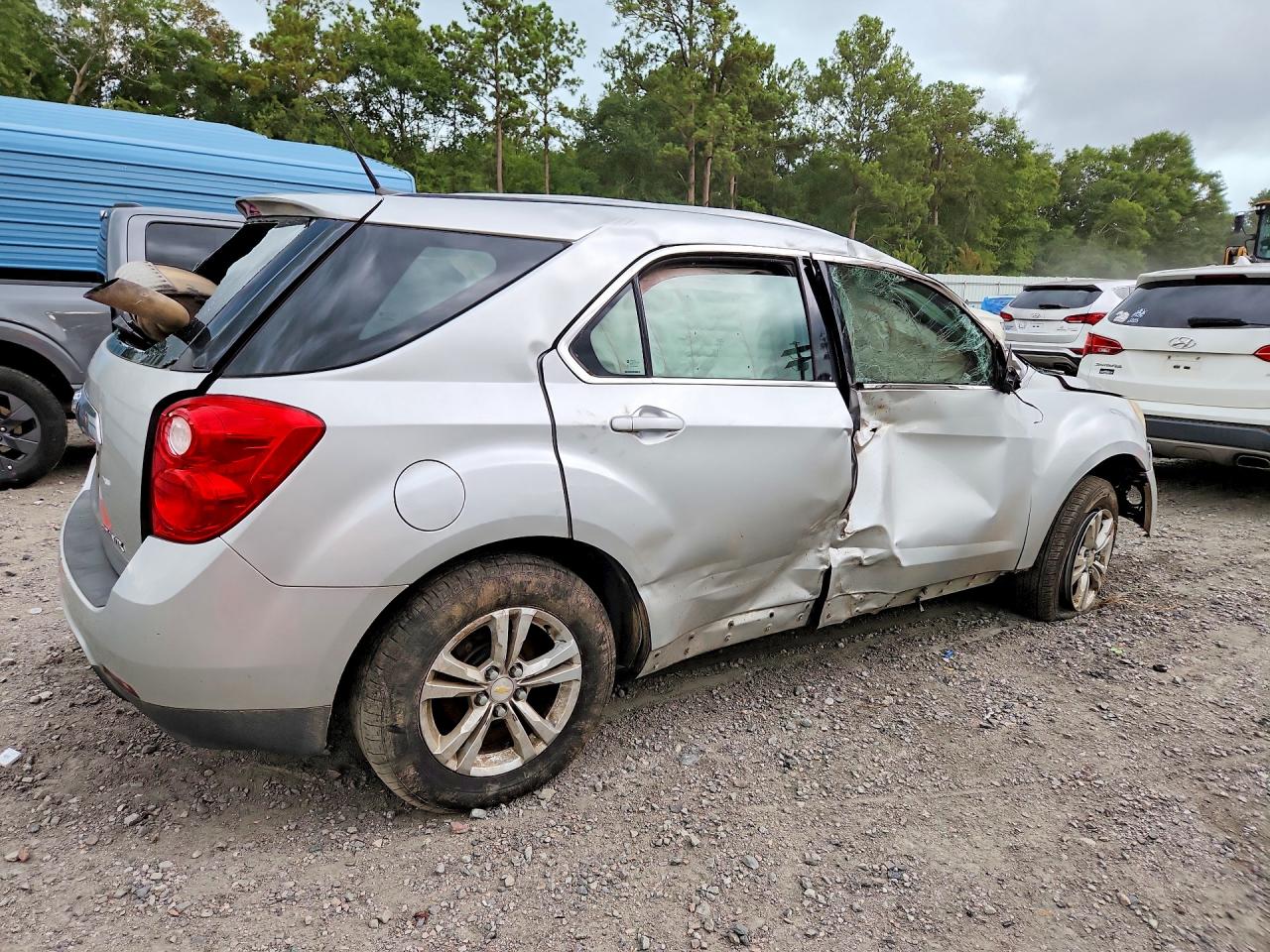2011 Chevrolet Equinox Ls Silver vin: 2GNALBEC6B1247094