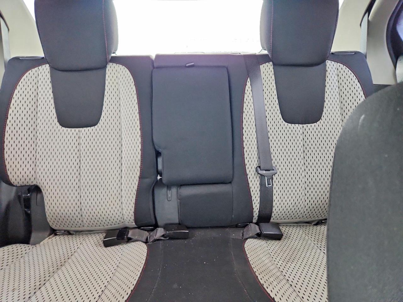 2011 Chevrolet Equinox Ls Silver vin: 2GNALBEC6B1292634