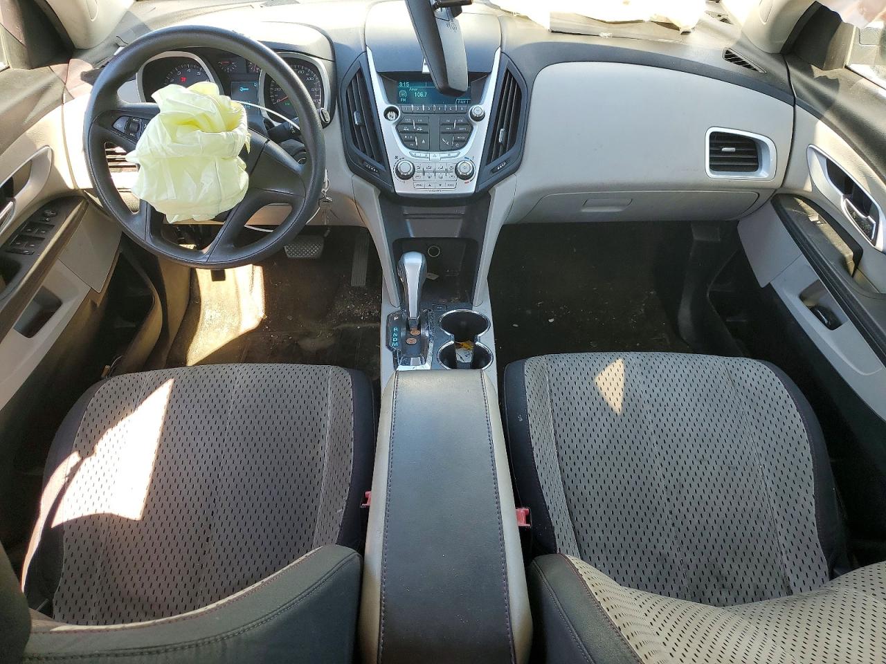 2011 Chevrolet Equinox Ls White vin: 2GNALBEC7B1239733