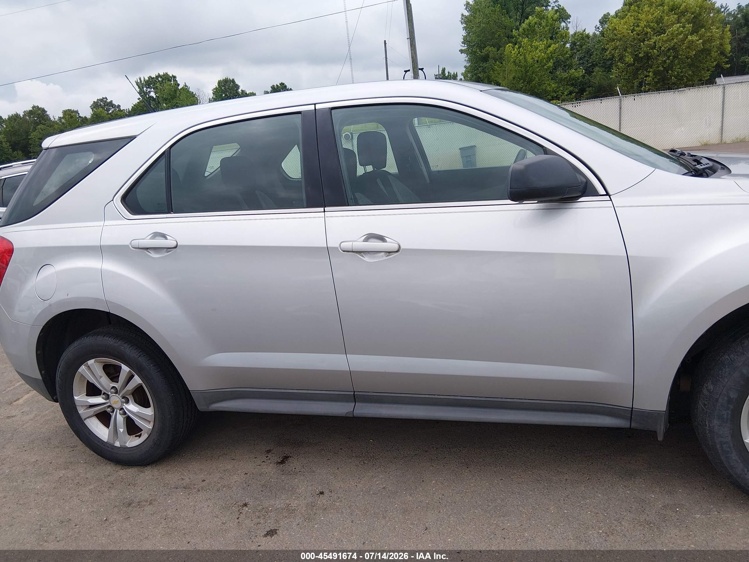 2011 Chevrolet Equinox Ls Silver vin: 2GNALBEC7B1290732