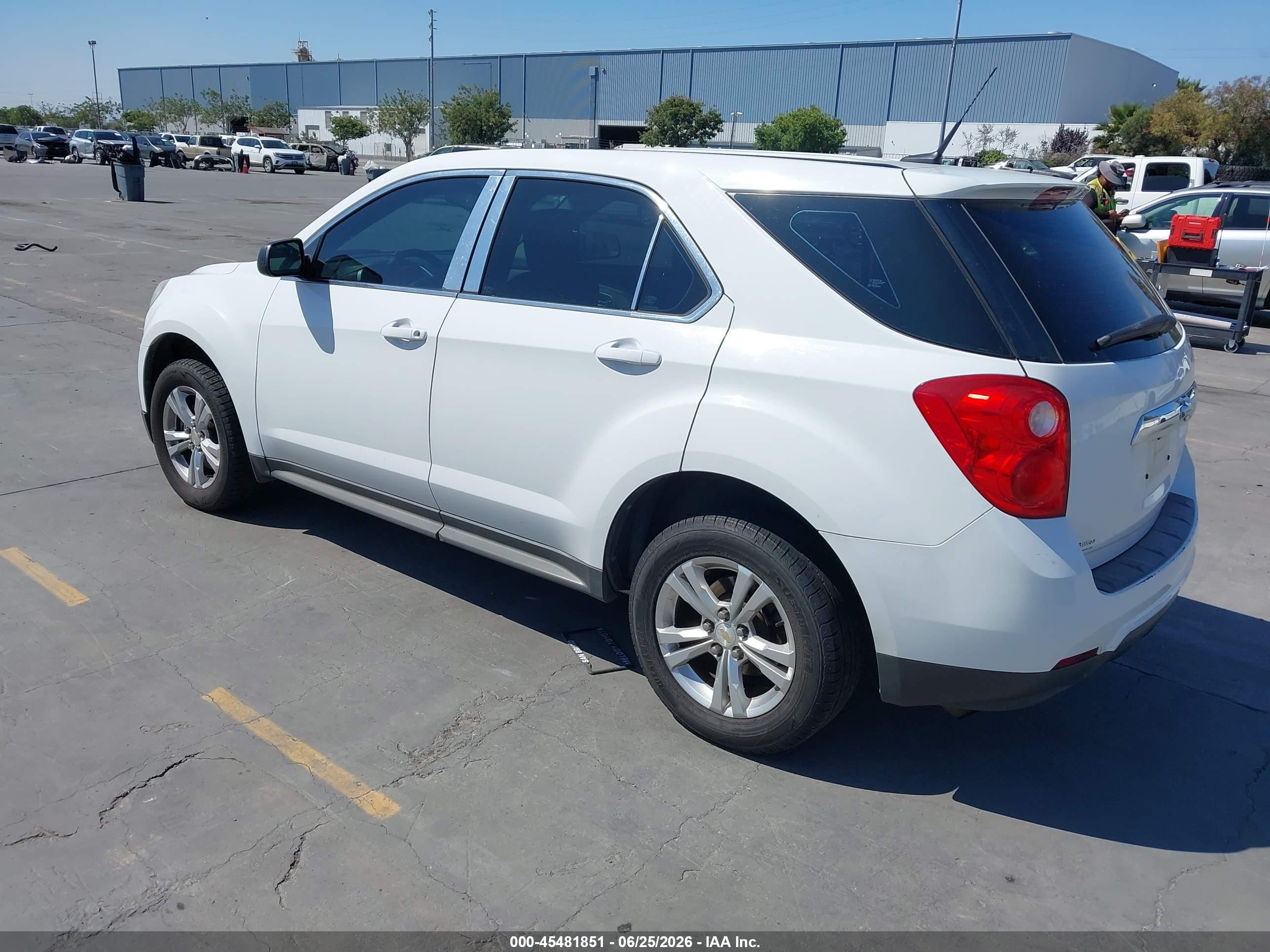 2011 Chevrolet Equinox Ls White vin: 2GNALBEC8B1217871