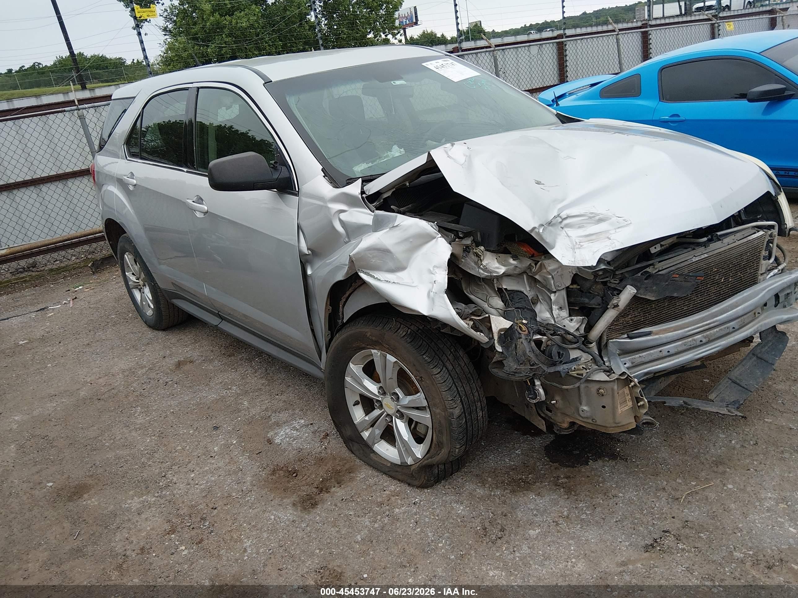 2011 Chevrolet Equinox Ls Silver vin: 2GNALBEC8B1305268
