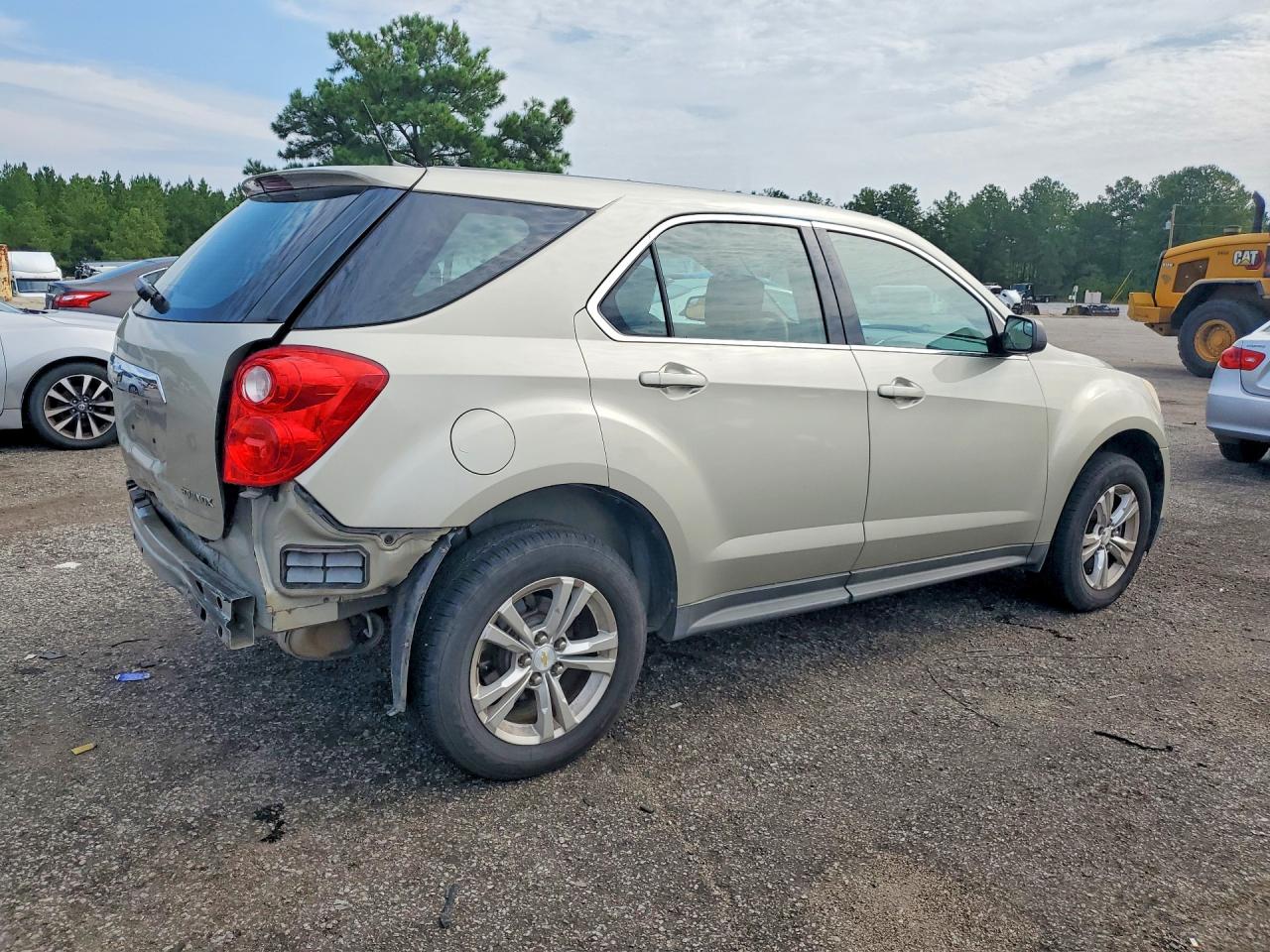 2013 Chevrolet Equinox Ls Cream vin: 2GNALBEK0D6225329