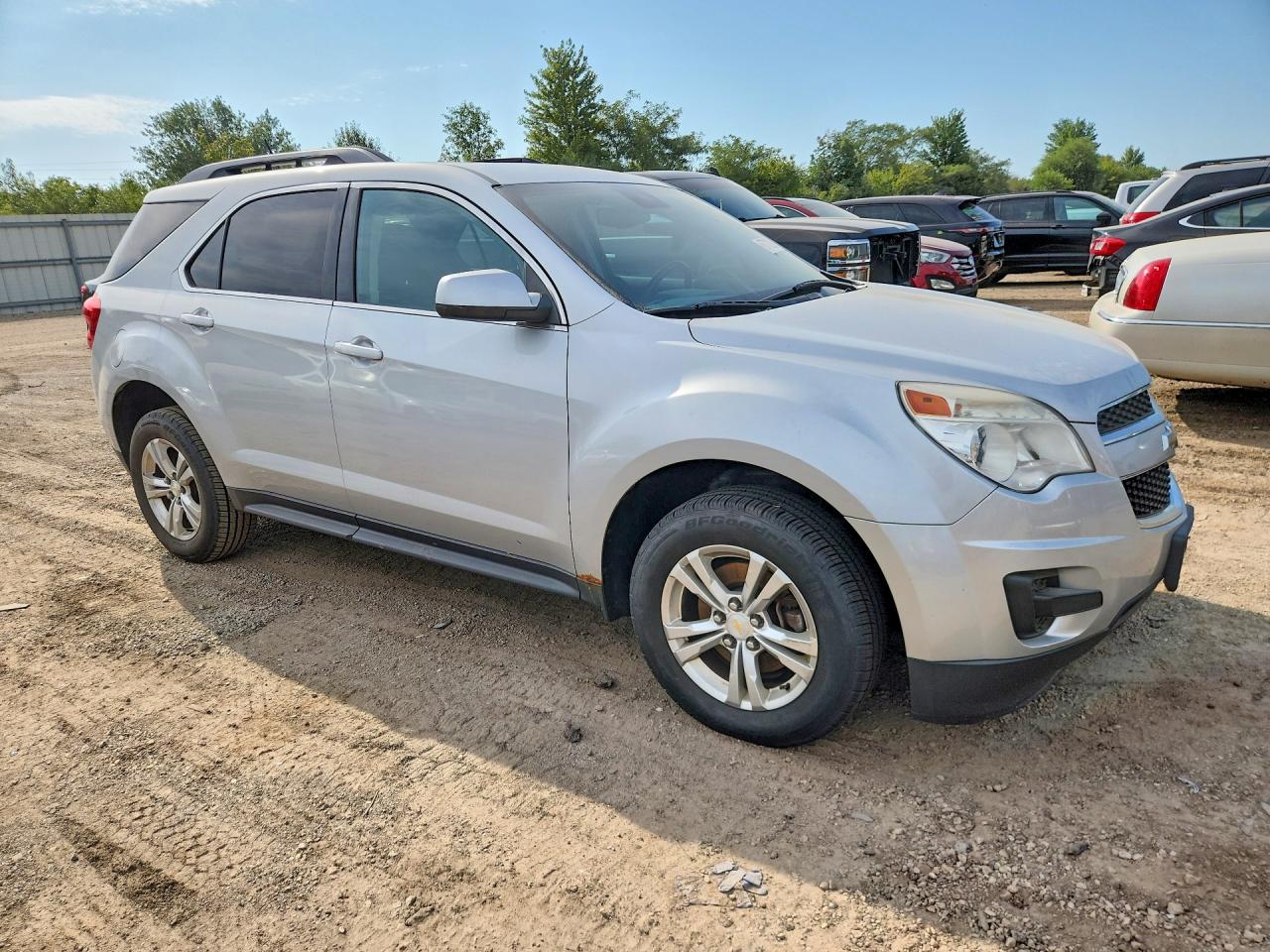 2015 Chevrolet Equinox Lt Серебряный vin: 2GNALBEK0F6147928