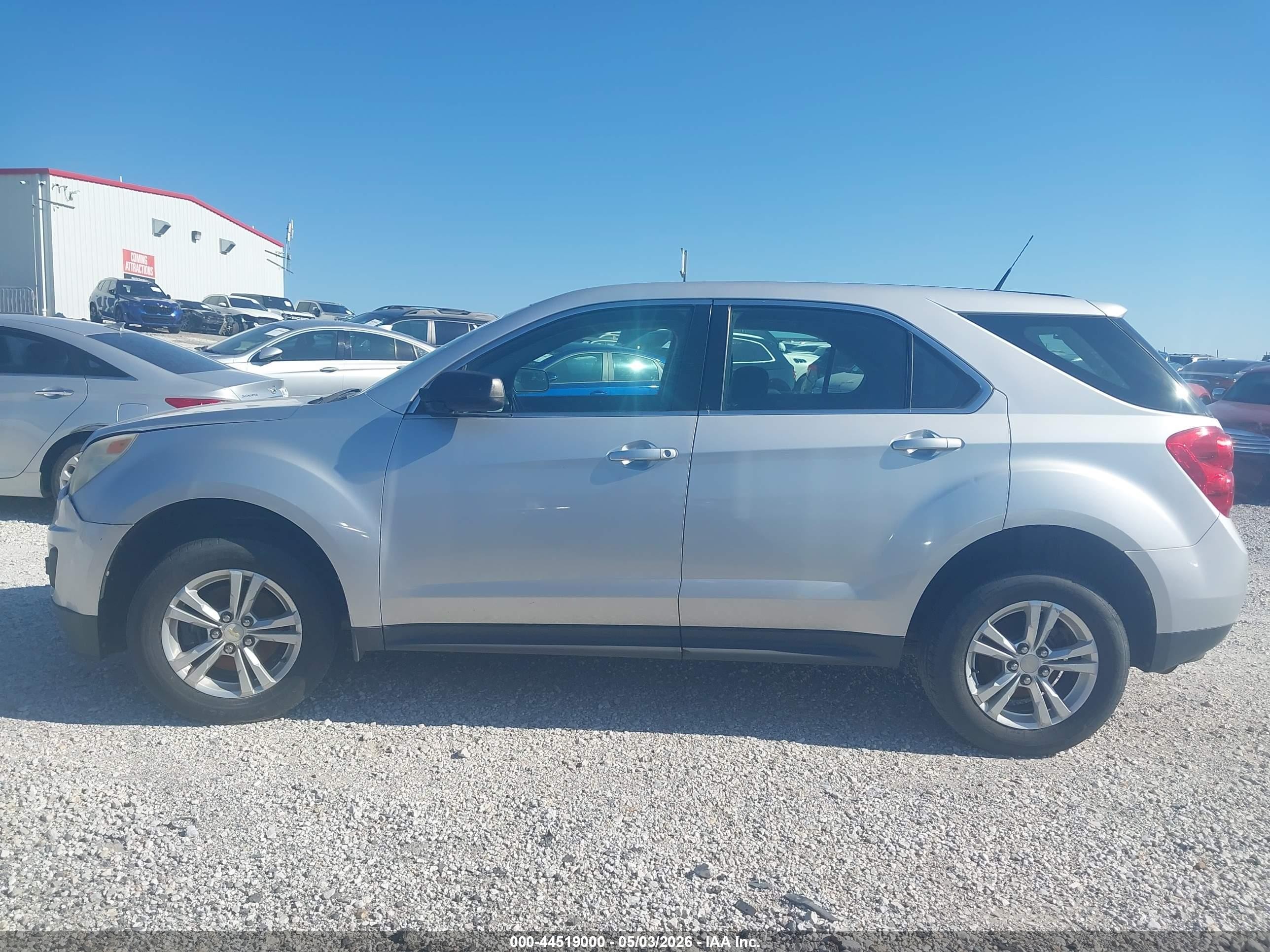 2012 Chevrolet Equinox Ls Серебряный vin: 2GNALBEK1C6308475