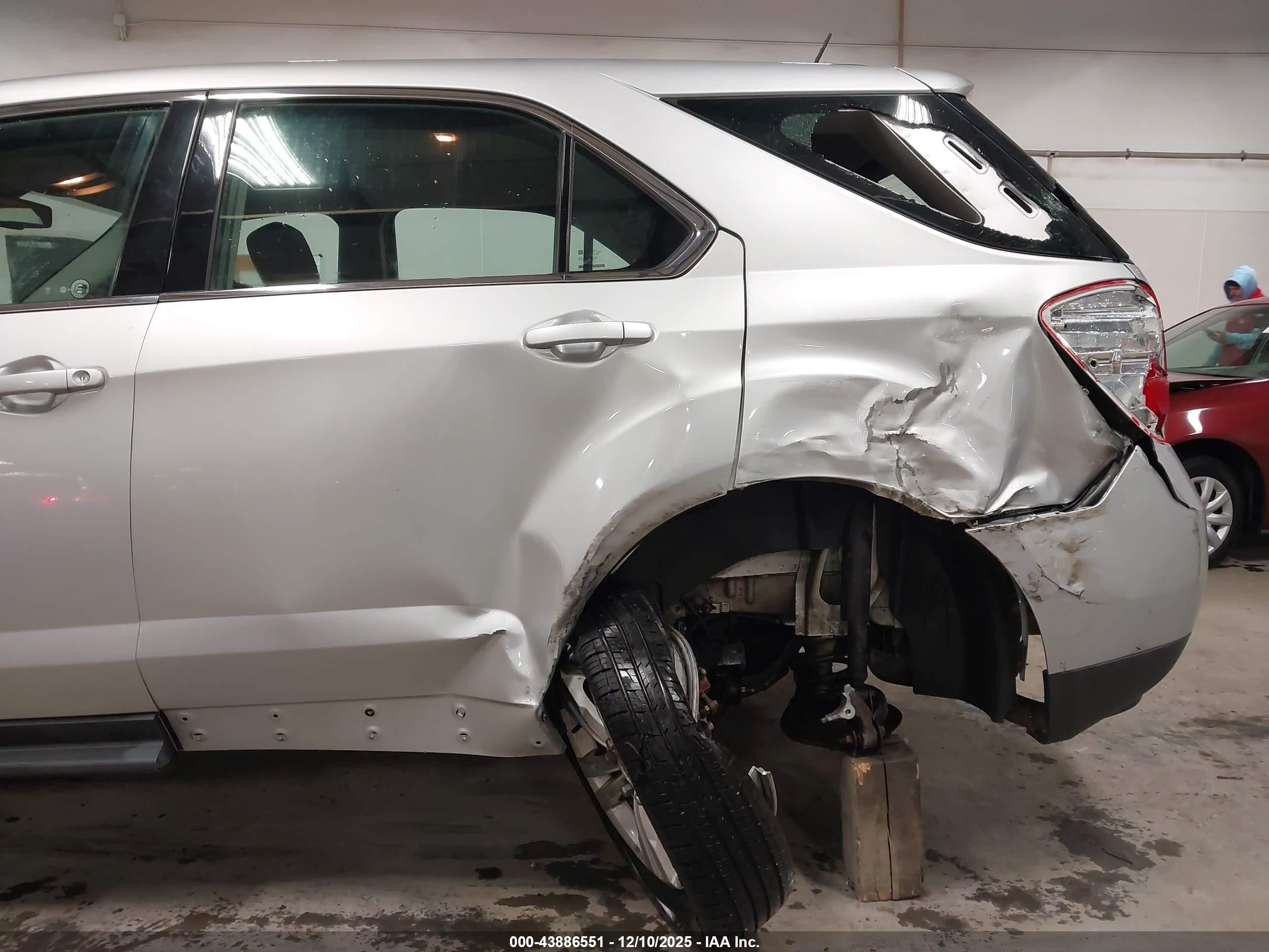 2017 Chevrolet Equinox Ls Silver vin: 2GNALBEK1H1583266