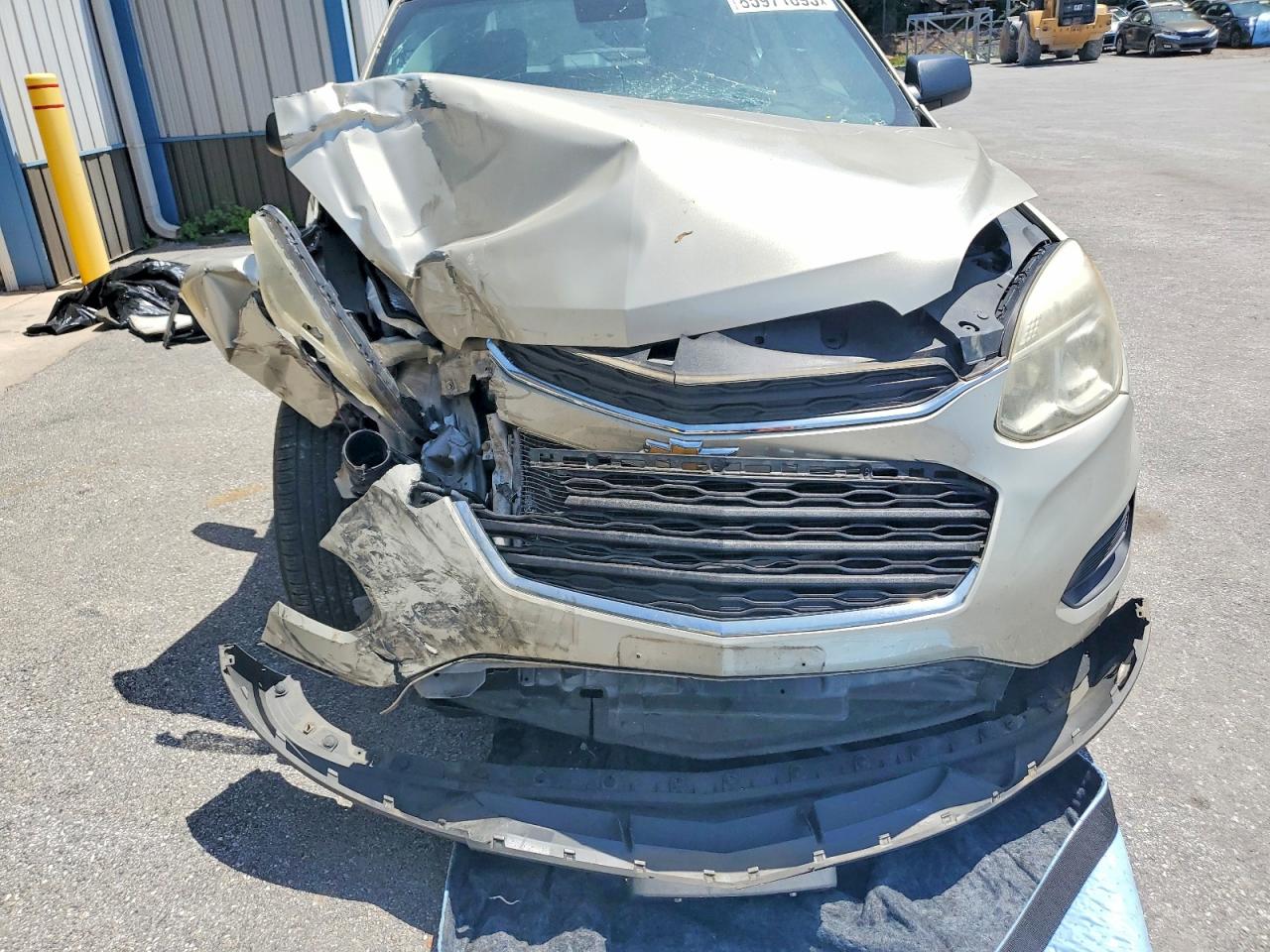 2016 Chevrolet Equinox Ls Cream vin: 2GNALBEK2G1131695