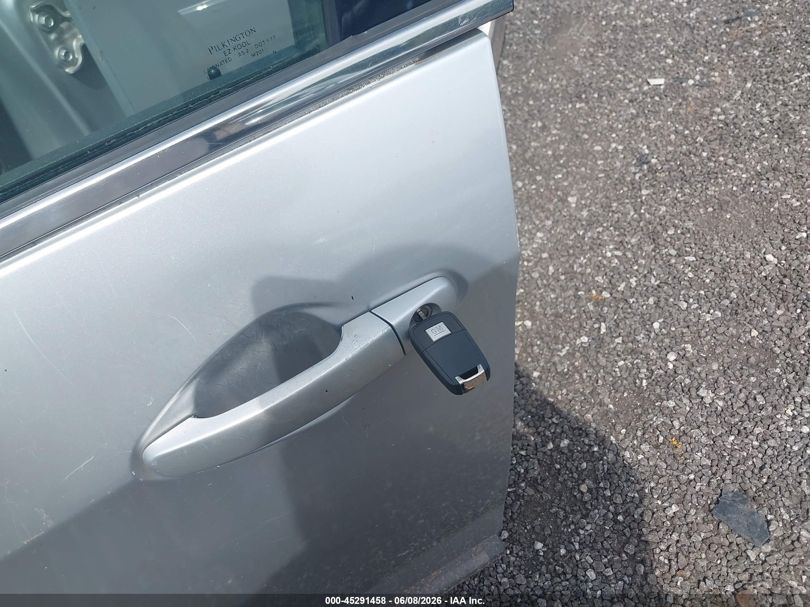 2017 Chevrolet Equinox Ls Silver vin: 2GNALBEK2H1610040