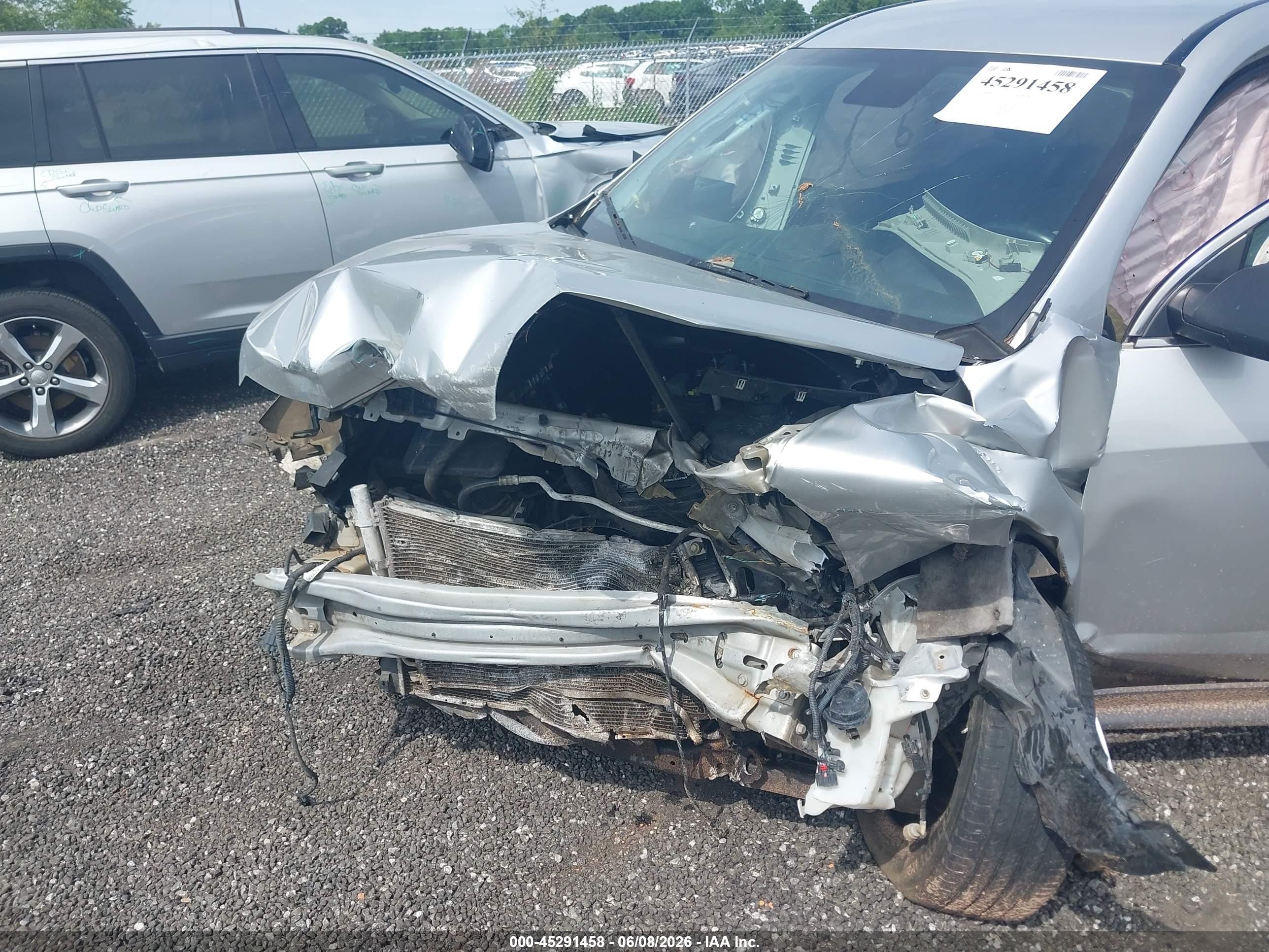 2017 Chevrolet Equinox Ls Silver vin: 2GNALBEK2H1610040