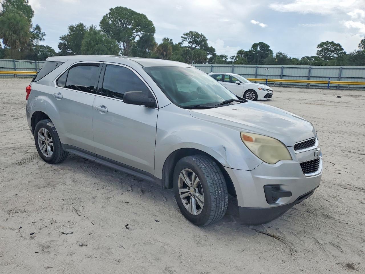 2012 Chevrolet Equinox Ls Gray vin: 2GNALBEK3C1131327