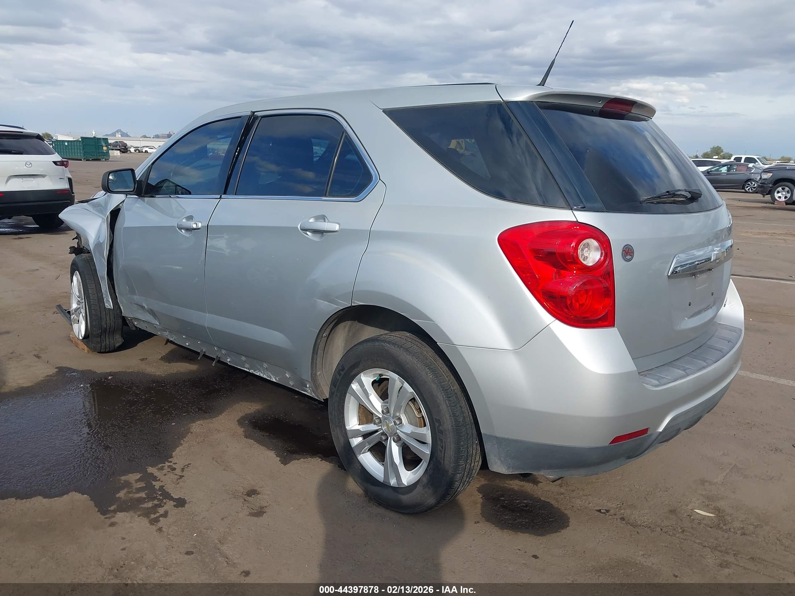 2012 Chevrolet Equinox Ls Серебряный vin: 2GNALBEK3C1163940