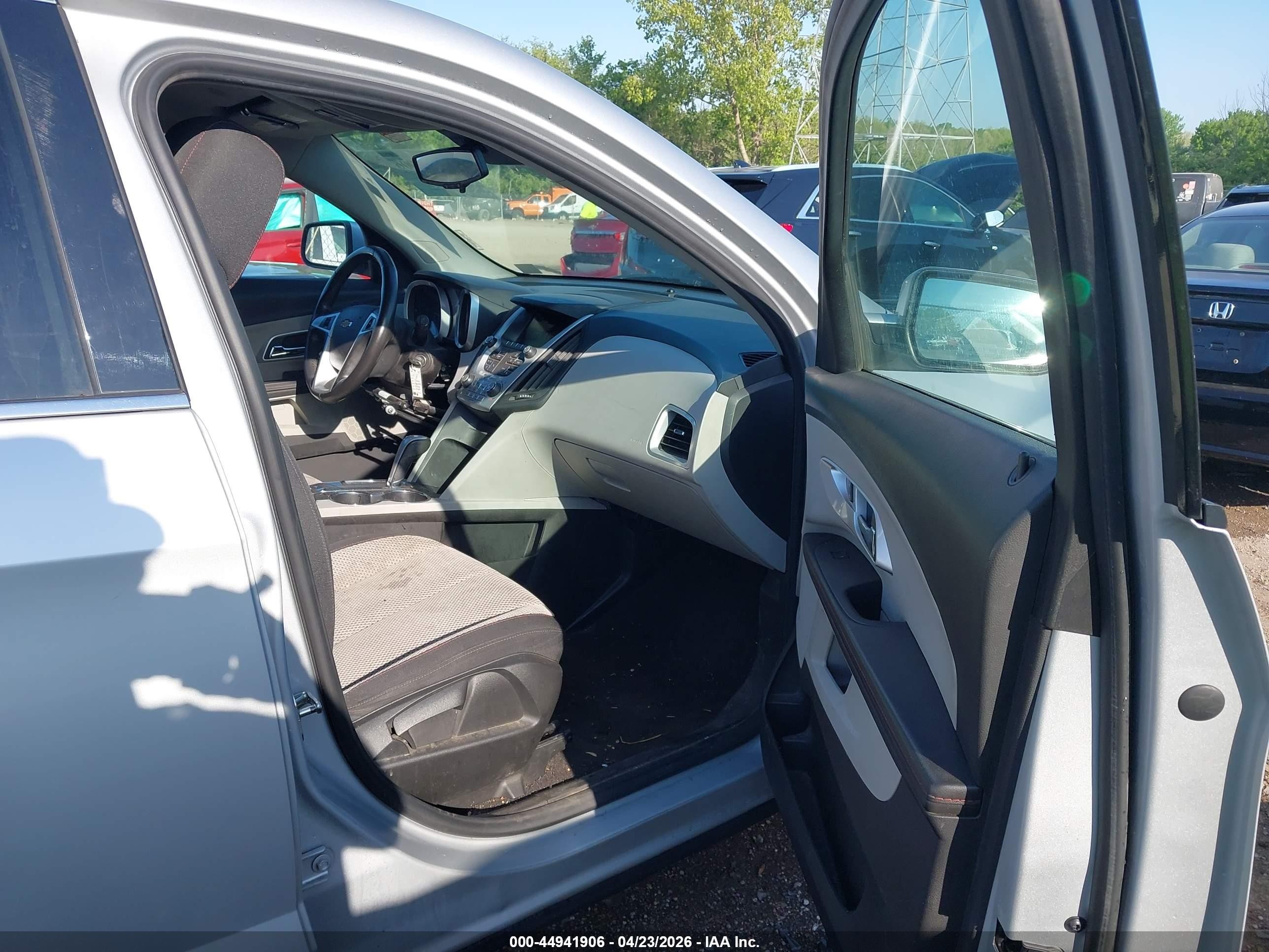 2015 Chevrolet Equinox 1lt Silver vin: 2GNALBEK3F6414771