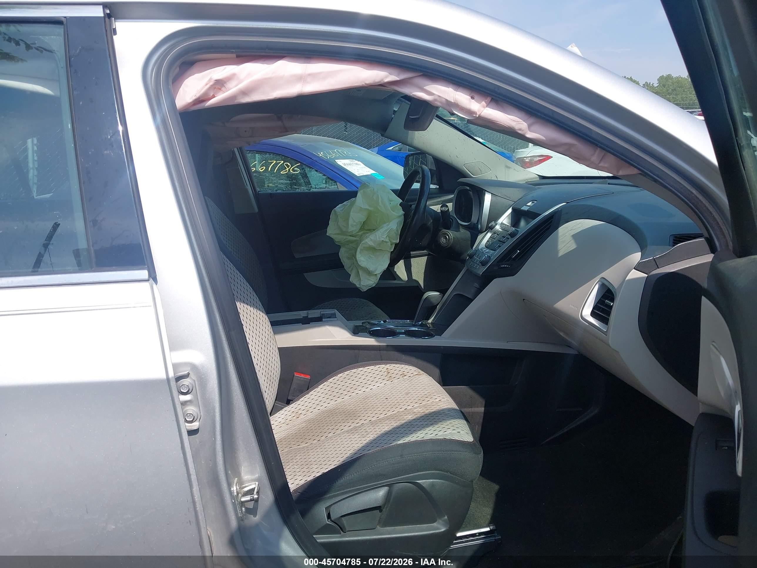 2012 Chevrolet Equinox Ls Серебряный vin: 2GNALBEK4C1281284