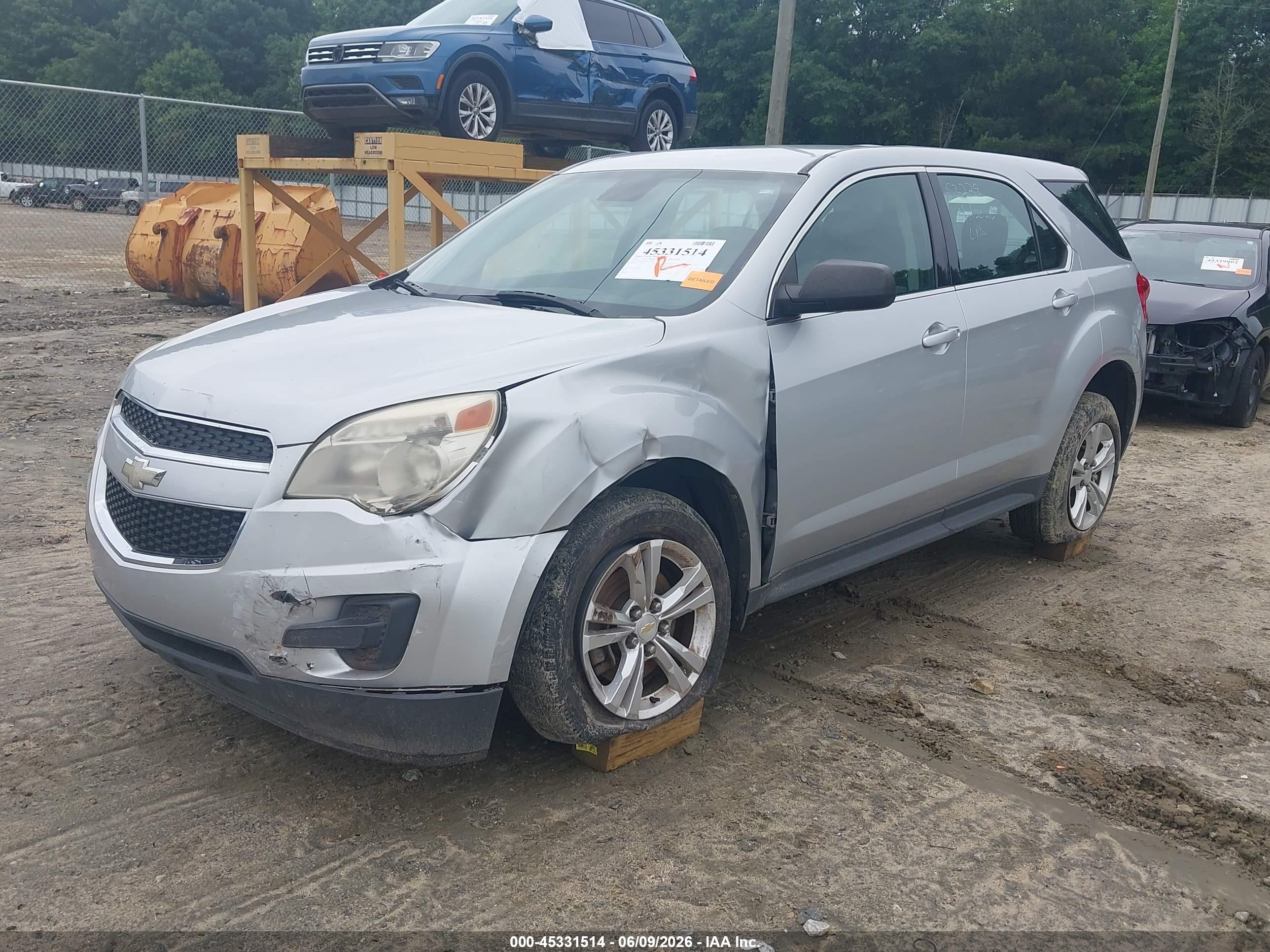 2012 Chevrolet Equinox Ls Silver vin: 2GNALBEK4C6143439
