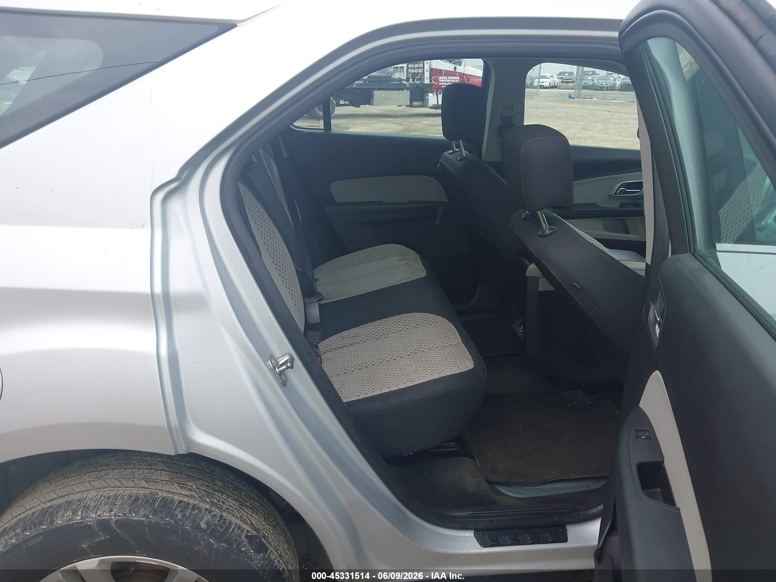 2012 Chevrolet Equinox Ls Silver vin: 2GNALBEK4C6143439