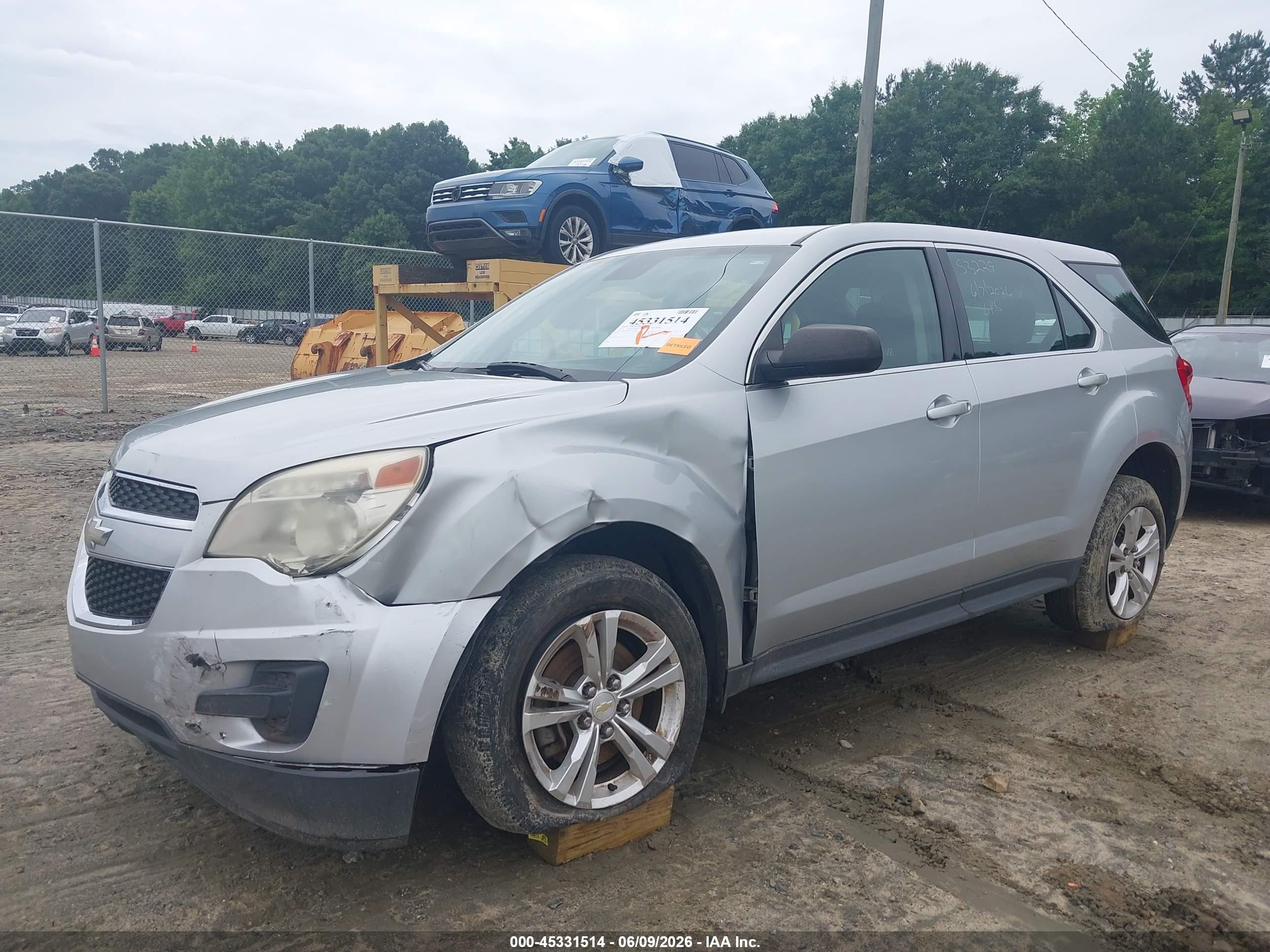 2012 Chevrolet Equinox Ls Silver vin: 2GNALBEK4C6143439