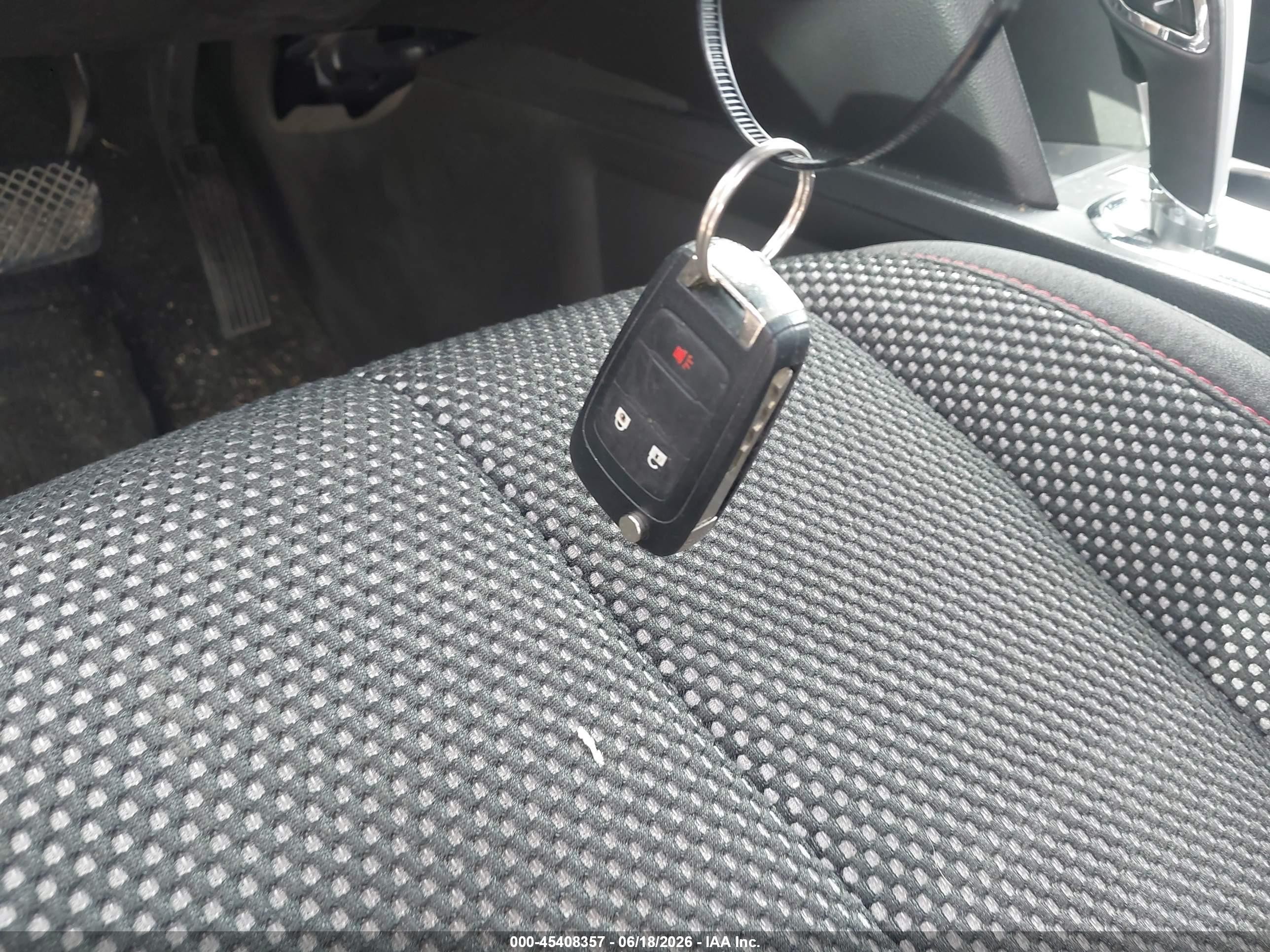 2015 Chevrolet Equinox Lt Серебряный vin: 2GNALBEK4F6406923