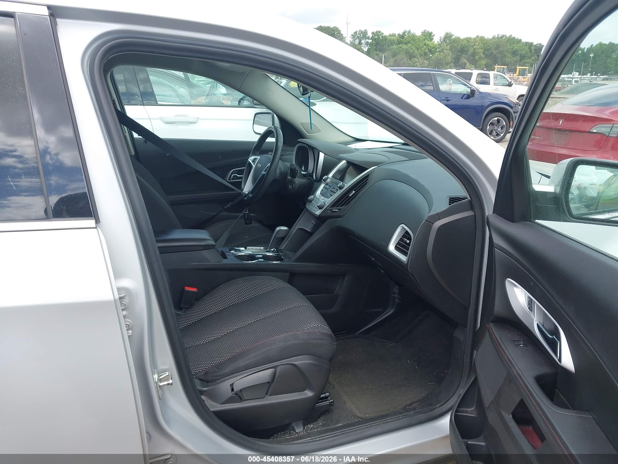 2015 Chevrolet Equinox Lt Серебряный vin: 2GNALBEK4F6406923