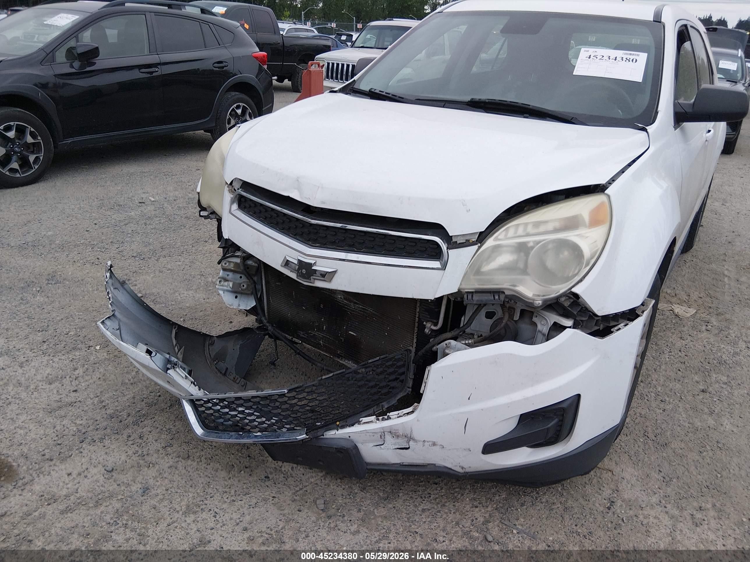 2012 Chevrolet Equinox Ls White vin: 2GNALBEK5C1171313