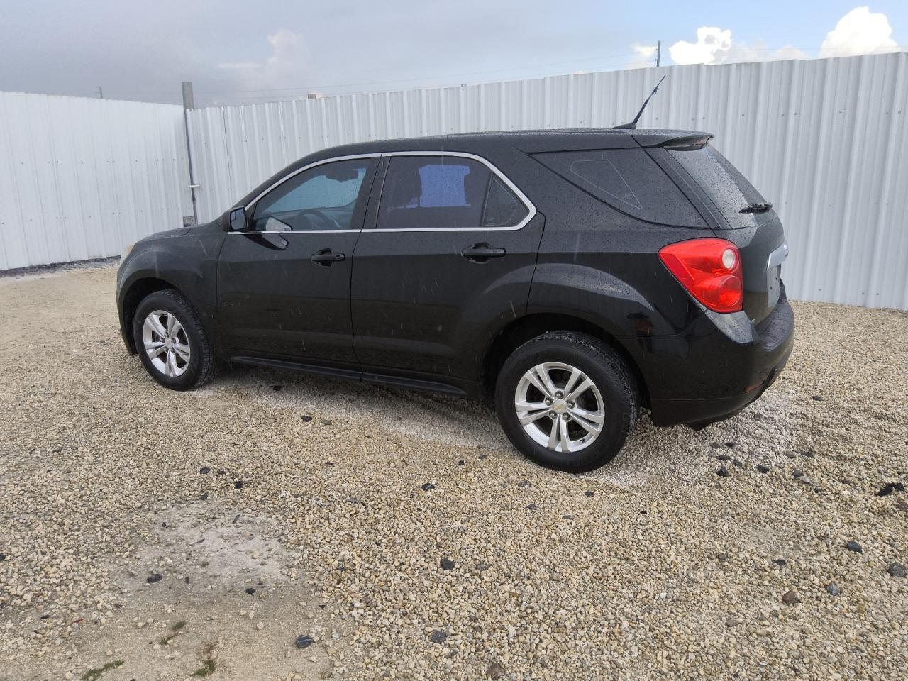 2012 Chevrolet Equinox Ls Черный vin: 2GNALBEK5C6237491 Damage: Left Rear Door, Heavy Scratch, 3 To 4 Inches