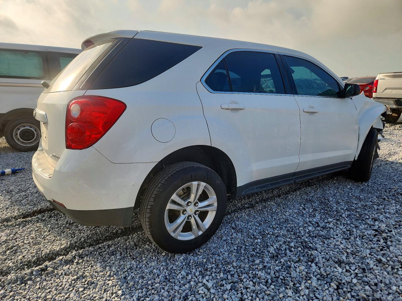 2012 Chevrolet Equinox Ls White vin: 2GNALBEK5C6331385