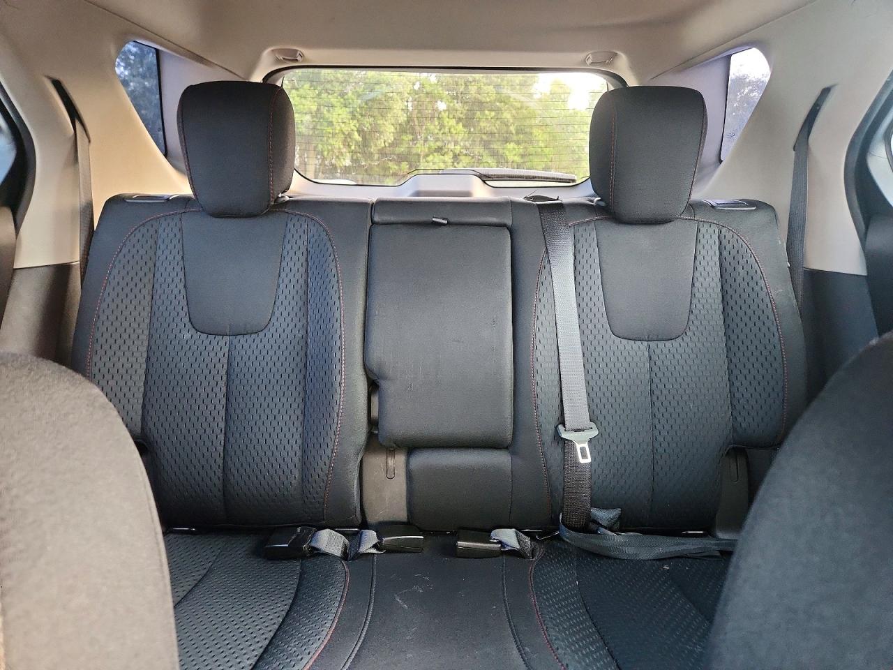 2012 Chevrolet Equinox Ls White vin: 2GNALBEK5C6331385