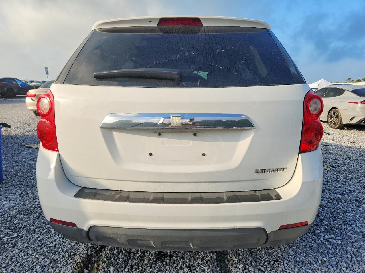 2012 Chevrolet Equinox Ls White vin: 2GNALBEK5C6331385